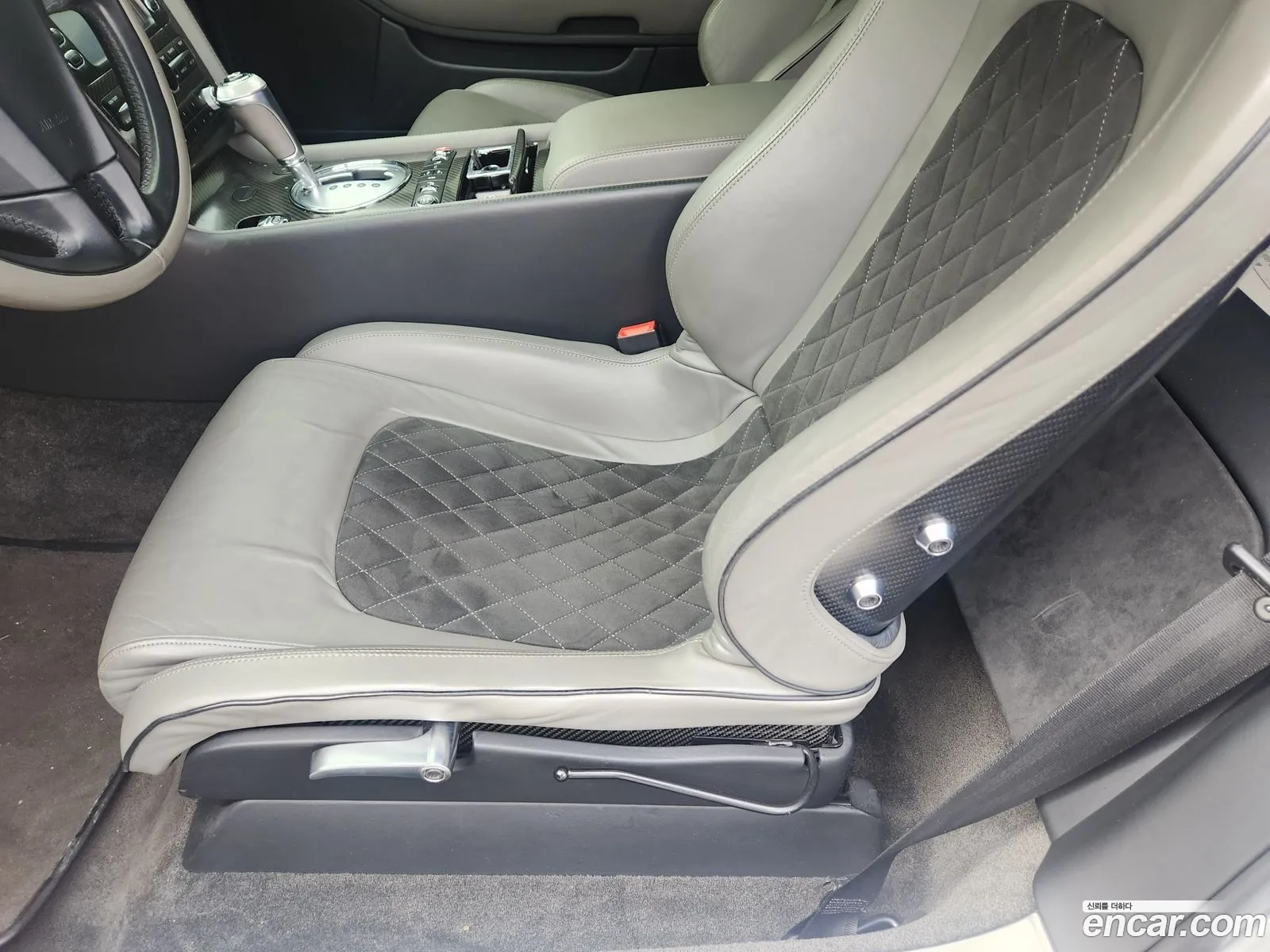 Bentley Continental GT 2010 — 19