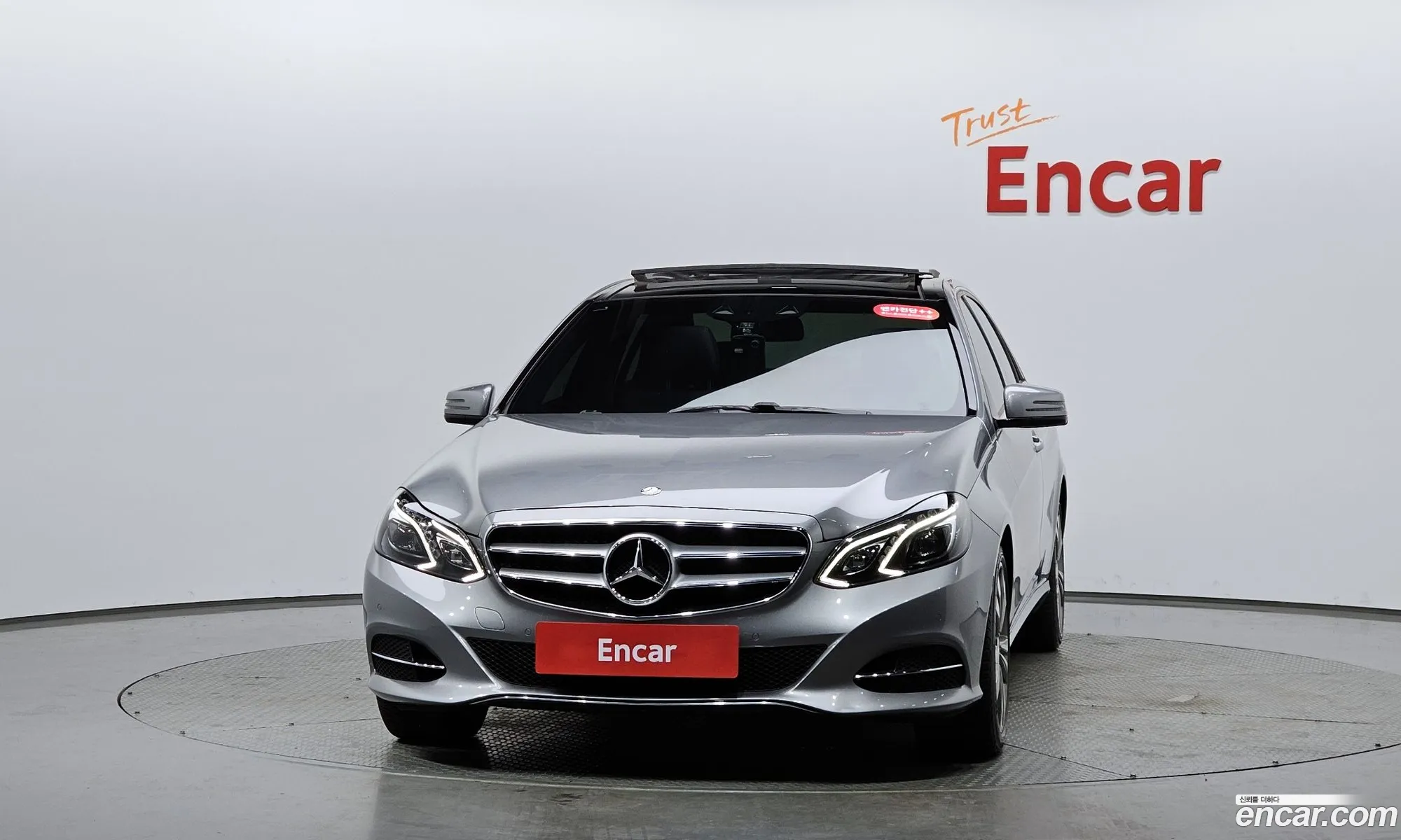 Mercedes-Benz E-Class W212 2014 WDDHF5FB0EB080358 — 13