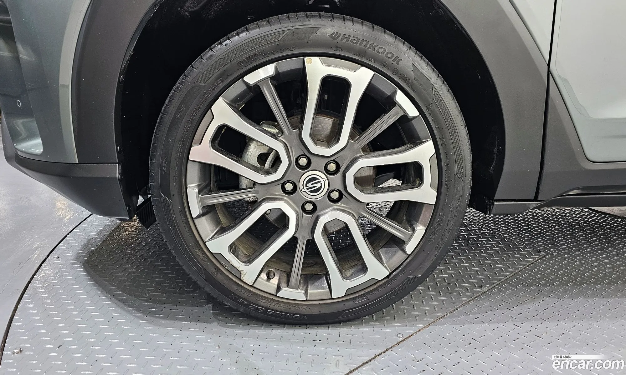 KG Mobility (SsangYong) Torres 2023 — 14