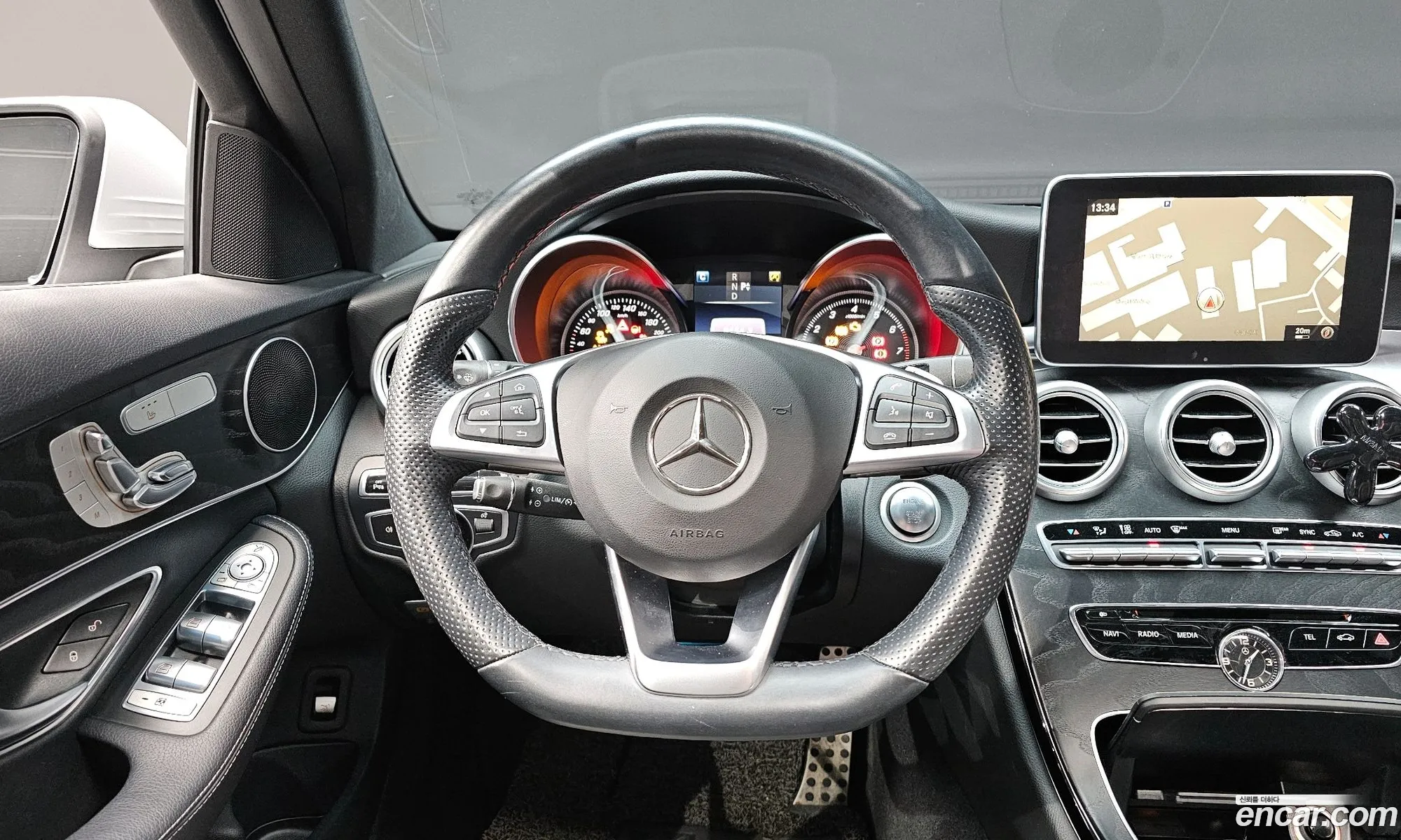 Mercedes-Benz C-Class W205 2016 WDDWF4CB8HF458011 — 13