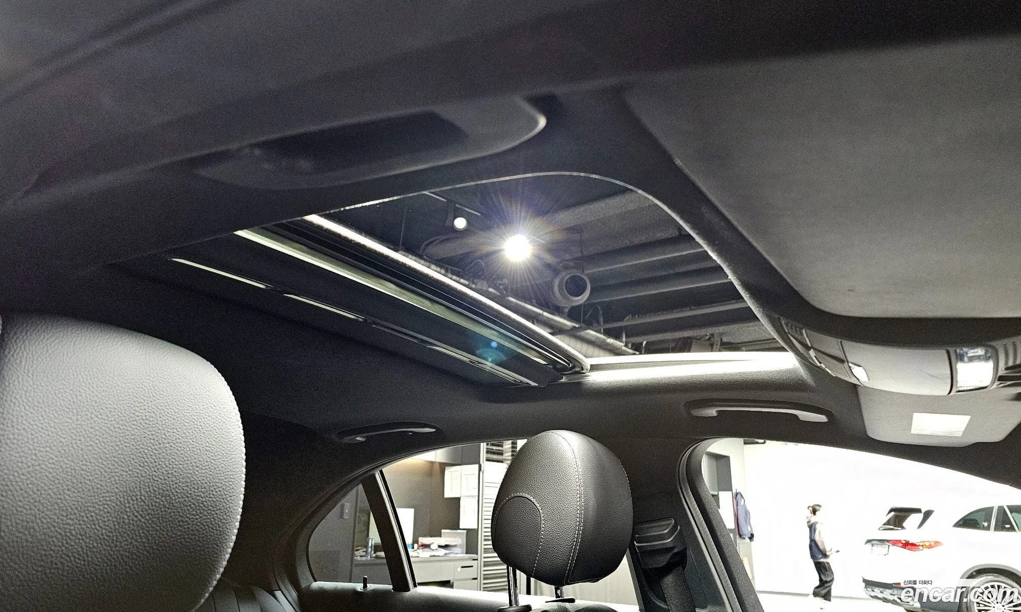 Mercedes-Benz C-Class W205 2016 WDDWF4CB8HF458011 — 7