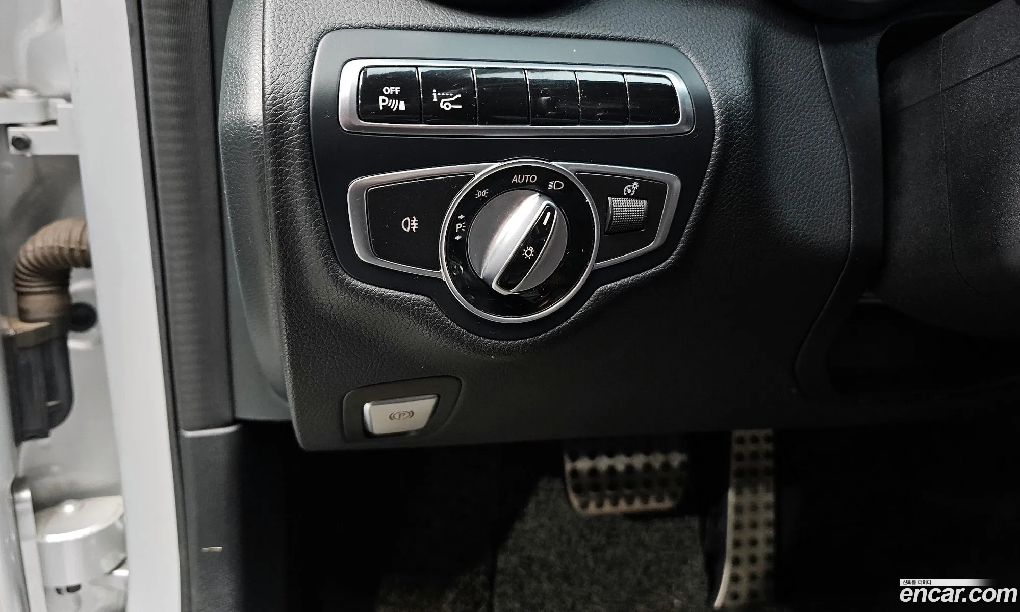 Mercedes-Benz C-Class W205 2016 WDDWF4CB8HF458011 — 5