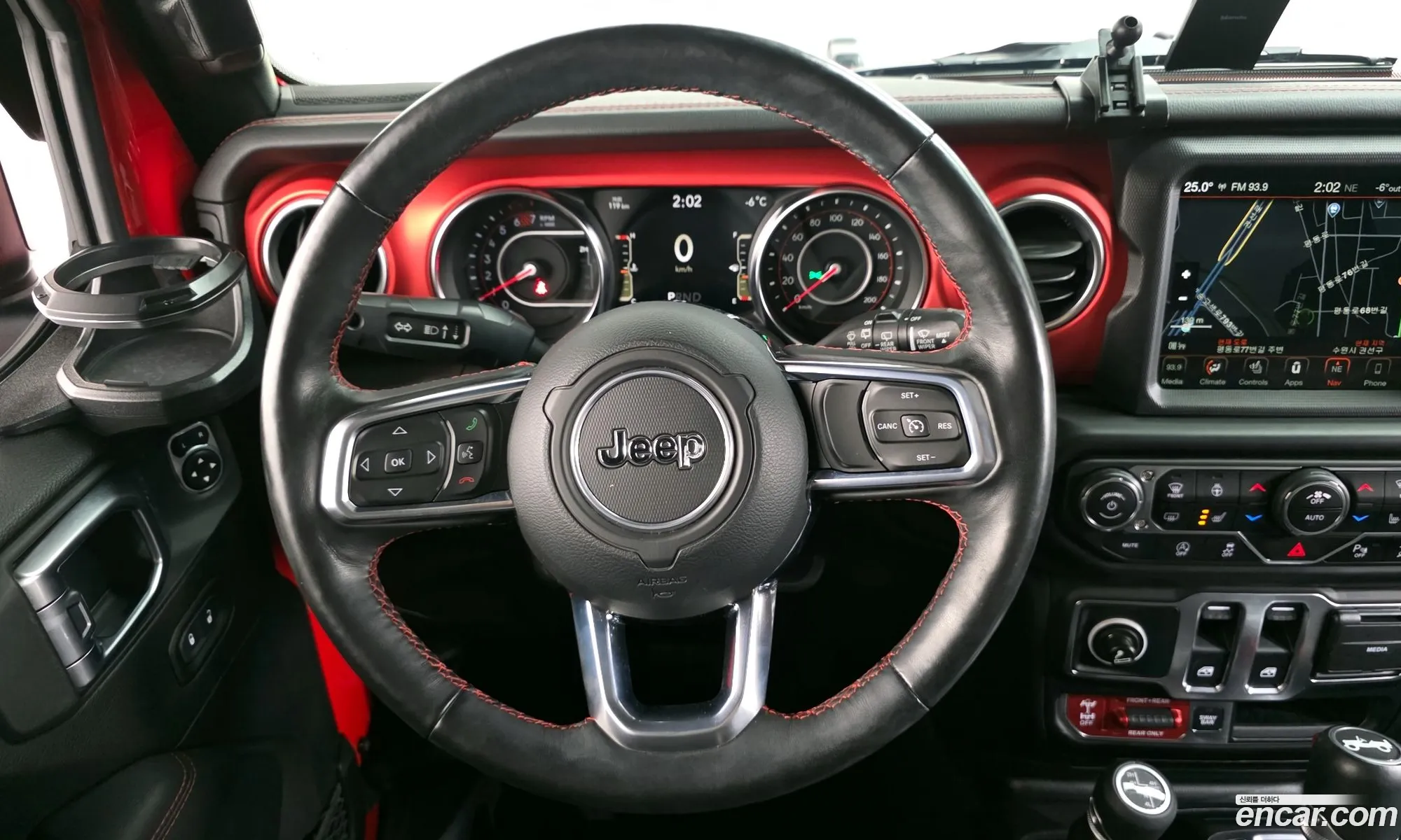 Jeep Wrangler 2020 — 16