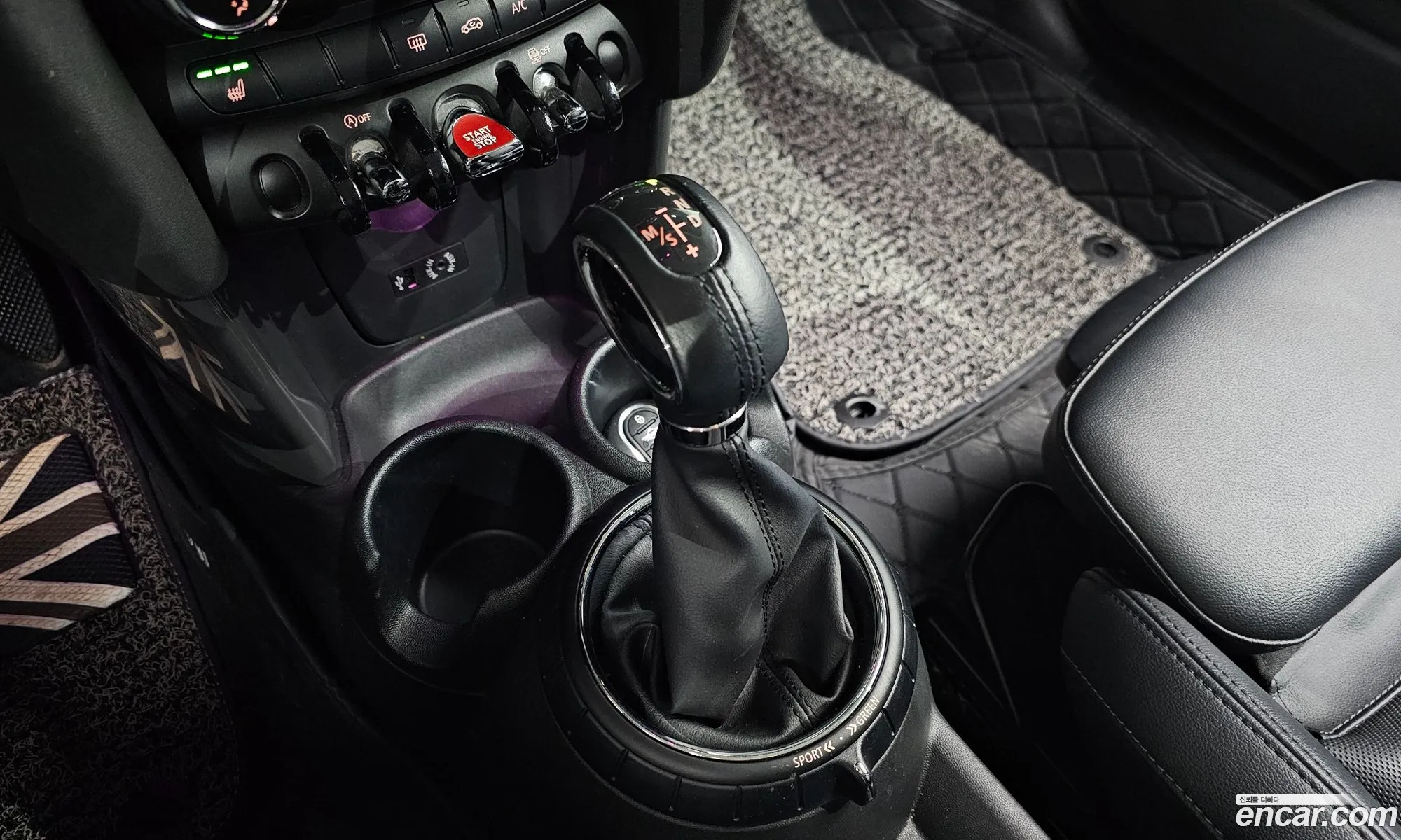 Mini Cooper 2017 WMWXP5102H2E38492 — 9