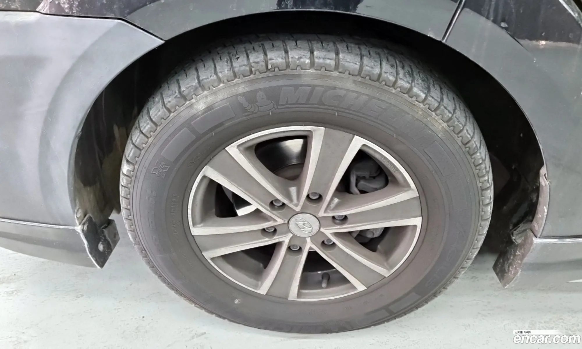 Hyundai Solati 2017 — 14
