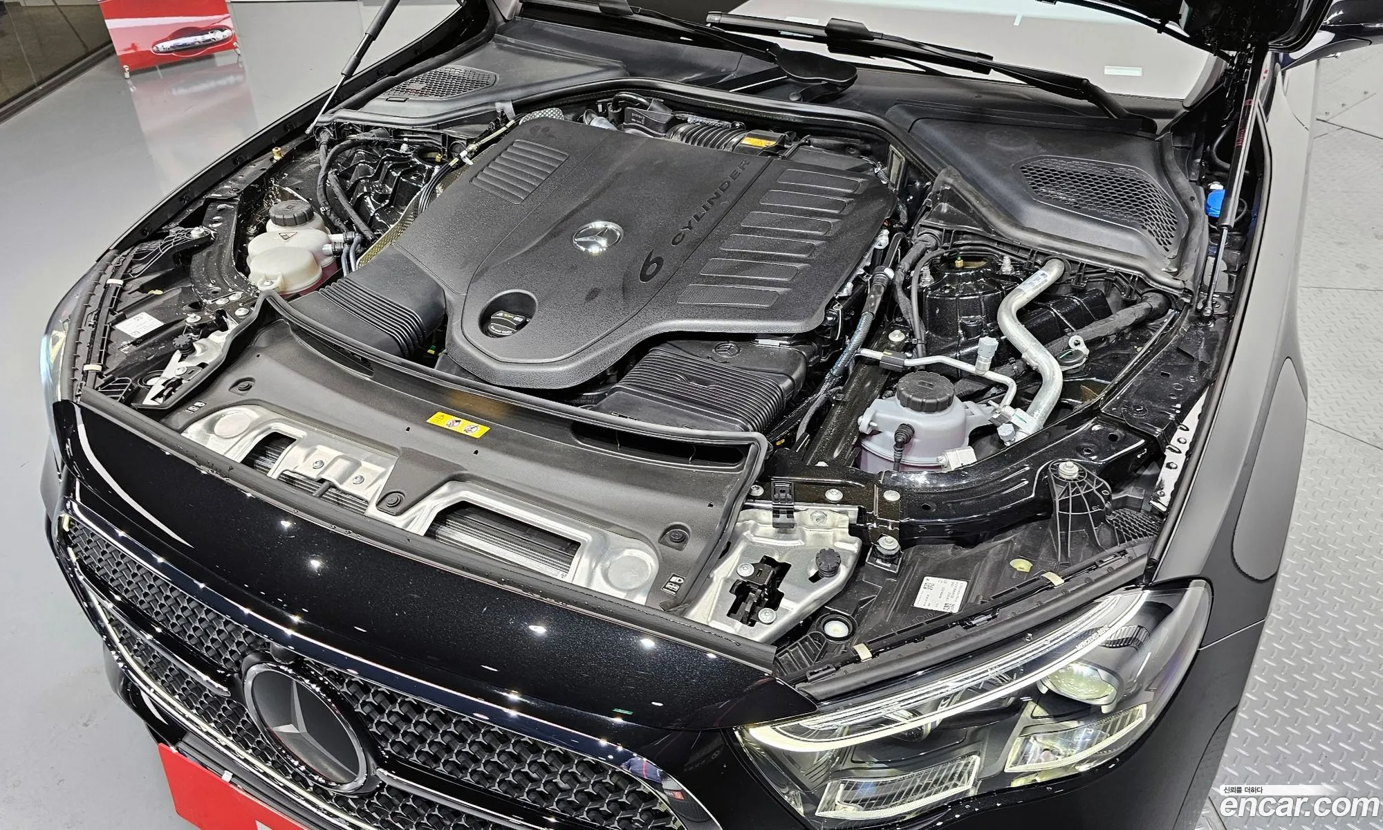 Mercedes-Benz E-Class W214 2025 W1KLF6BB5TA200809 — 4