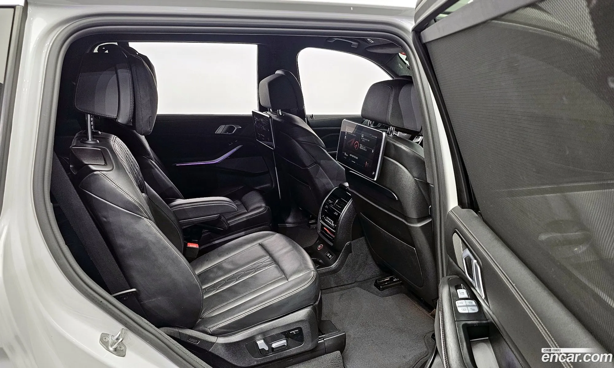 BMW X7 2020 WBACW8103L9D48139 — 9