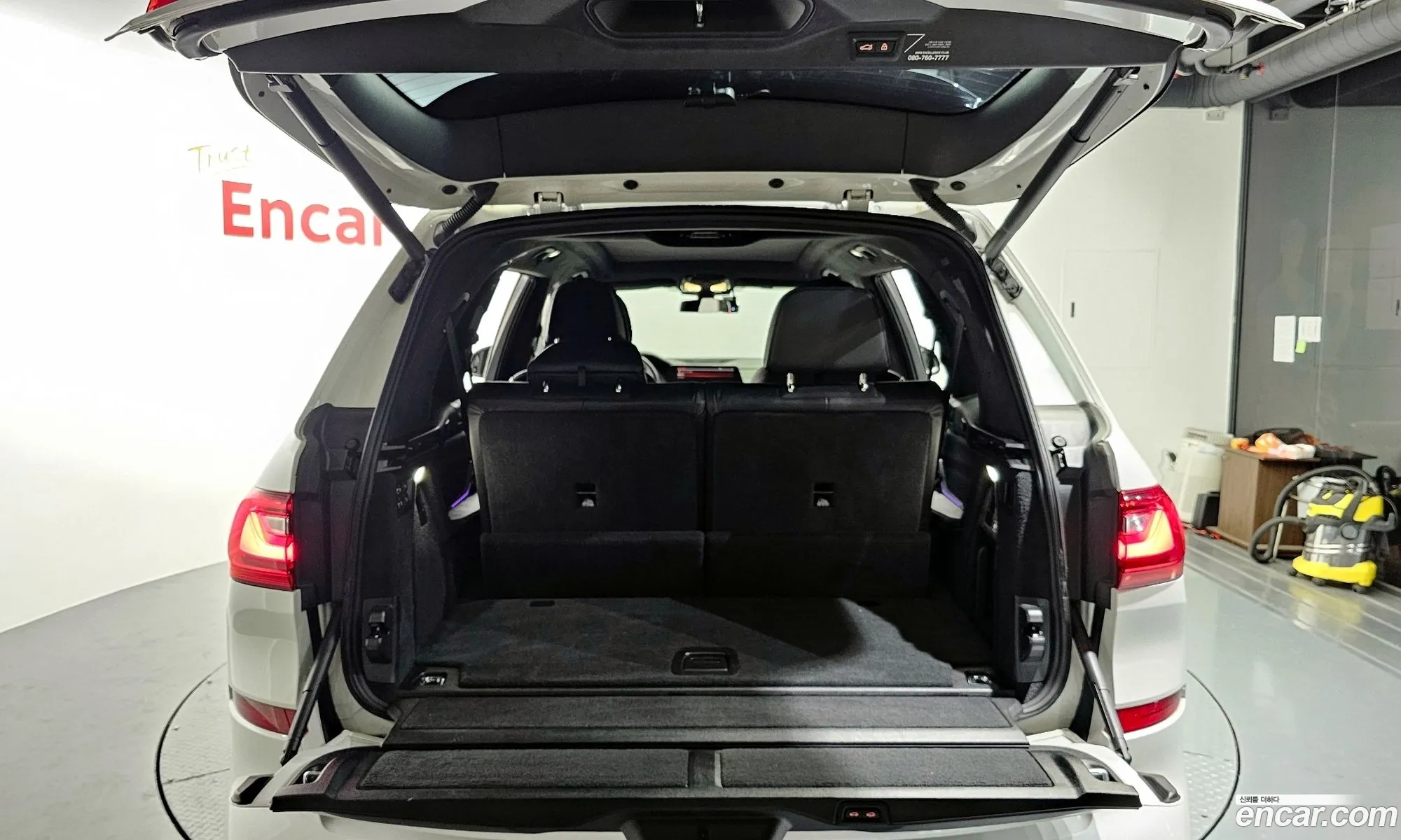 BMW X7 2020 WBACW8103L9D48139 — 19