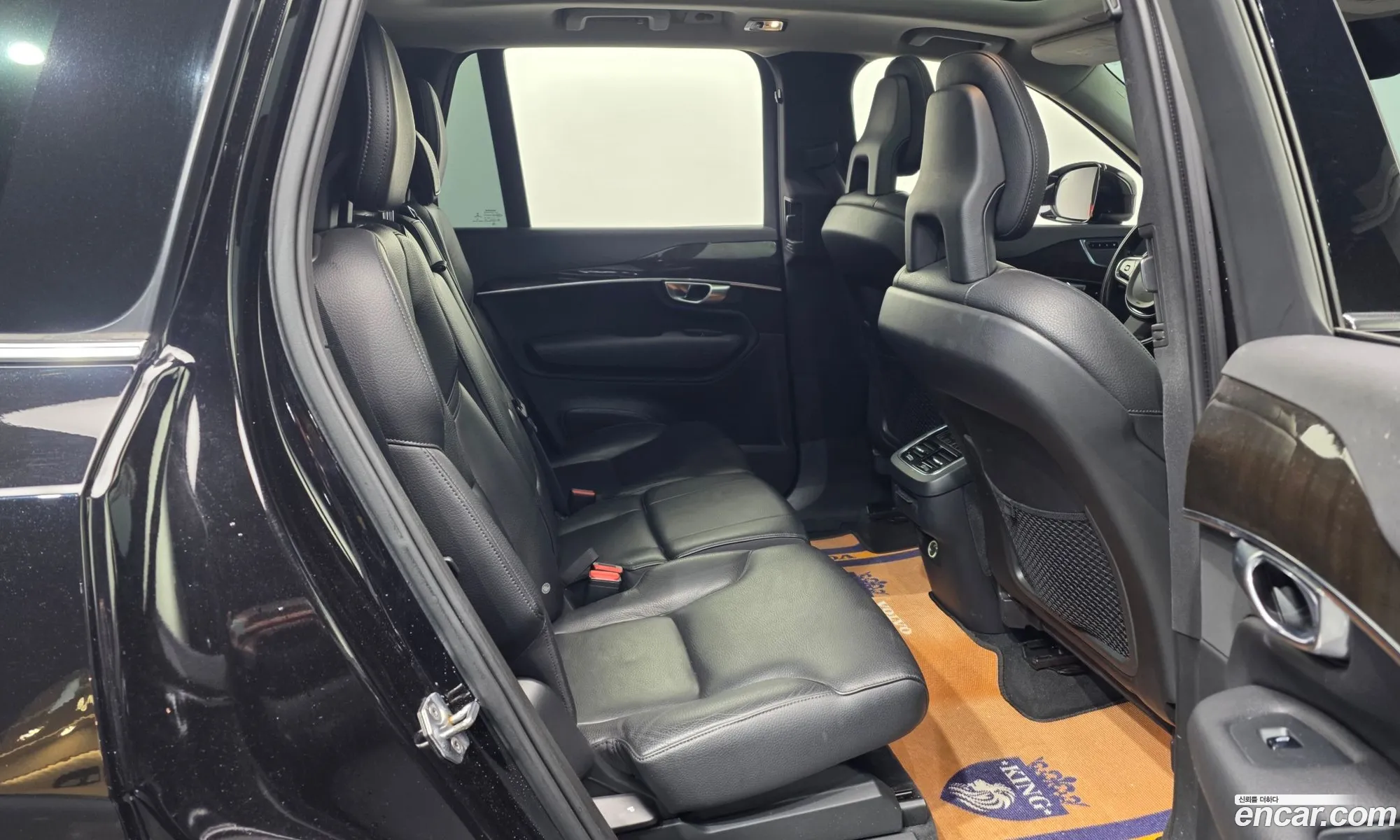 Volvo XC90 2017 YV1LF68BCH1130914 — 19