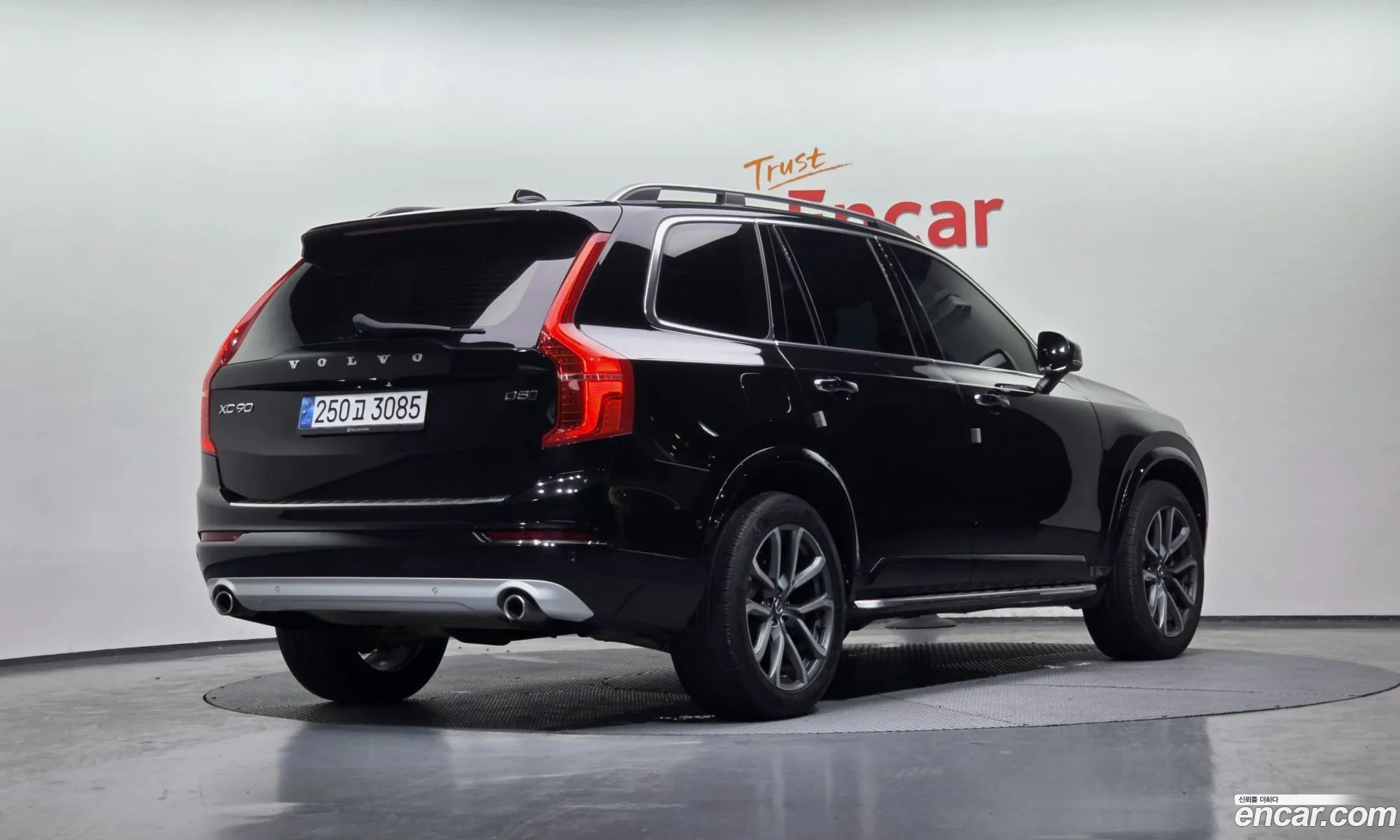 Volvo XC90 2017 YV1LF68BCH1130914 — 17