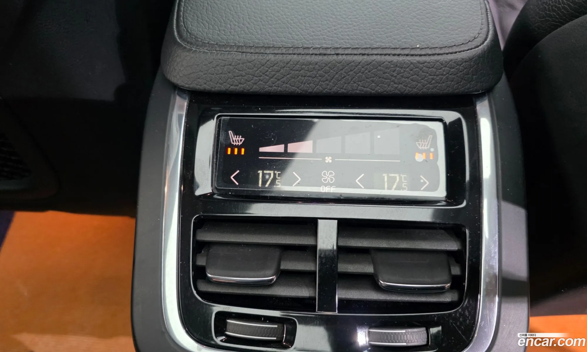 Volvo XC90 2017 YV1LF68BCH1130914 — 12