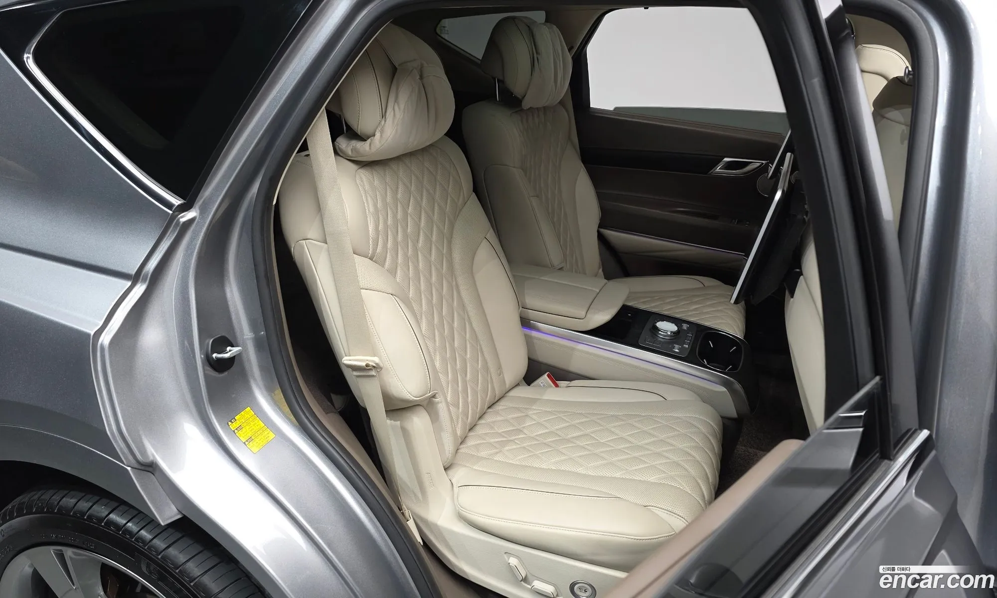 Genesis GV80 2023 — 16