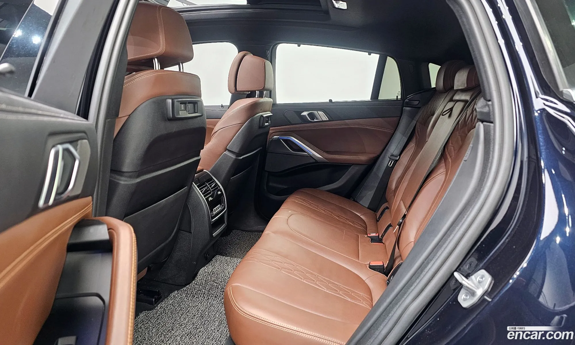 BMW X6 2023 — 7