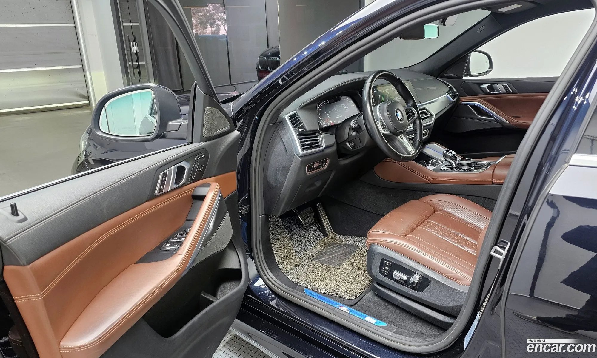 BMW X6 2023 — 12