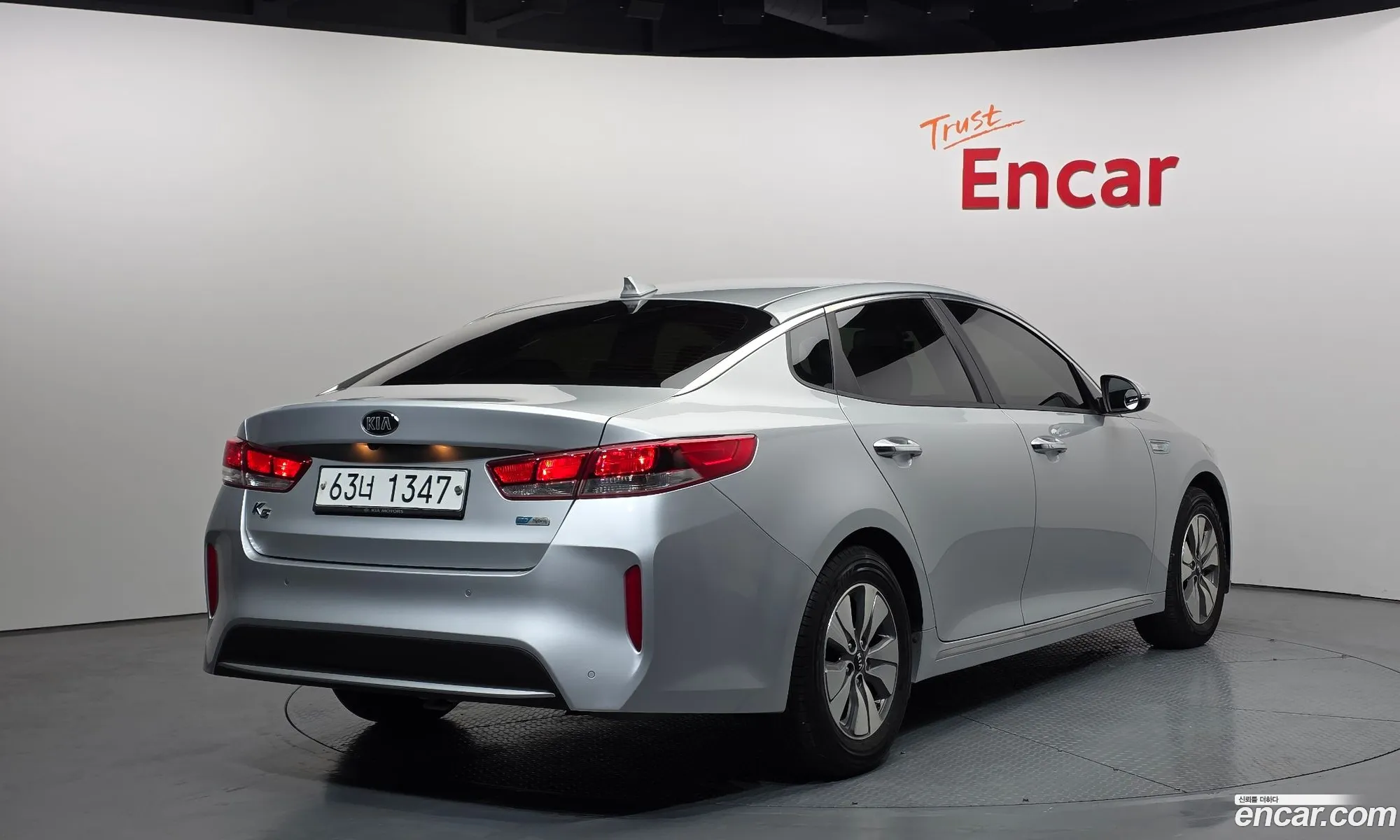 Kia K5 Hybrid 2018 — 5
