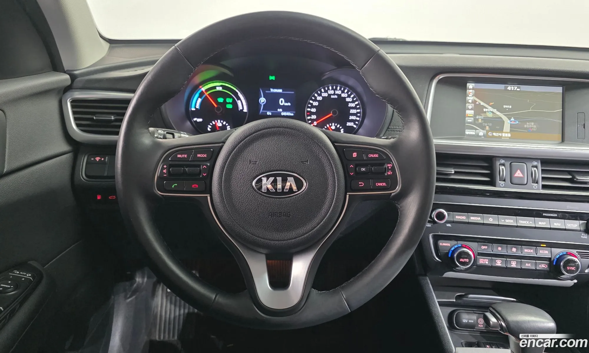 Kia K5 Hybrid 2018 — 10