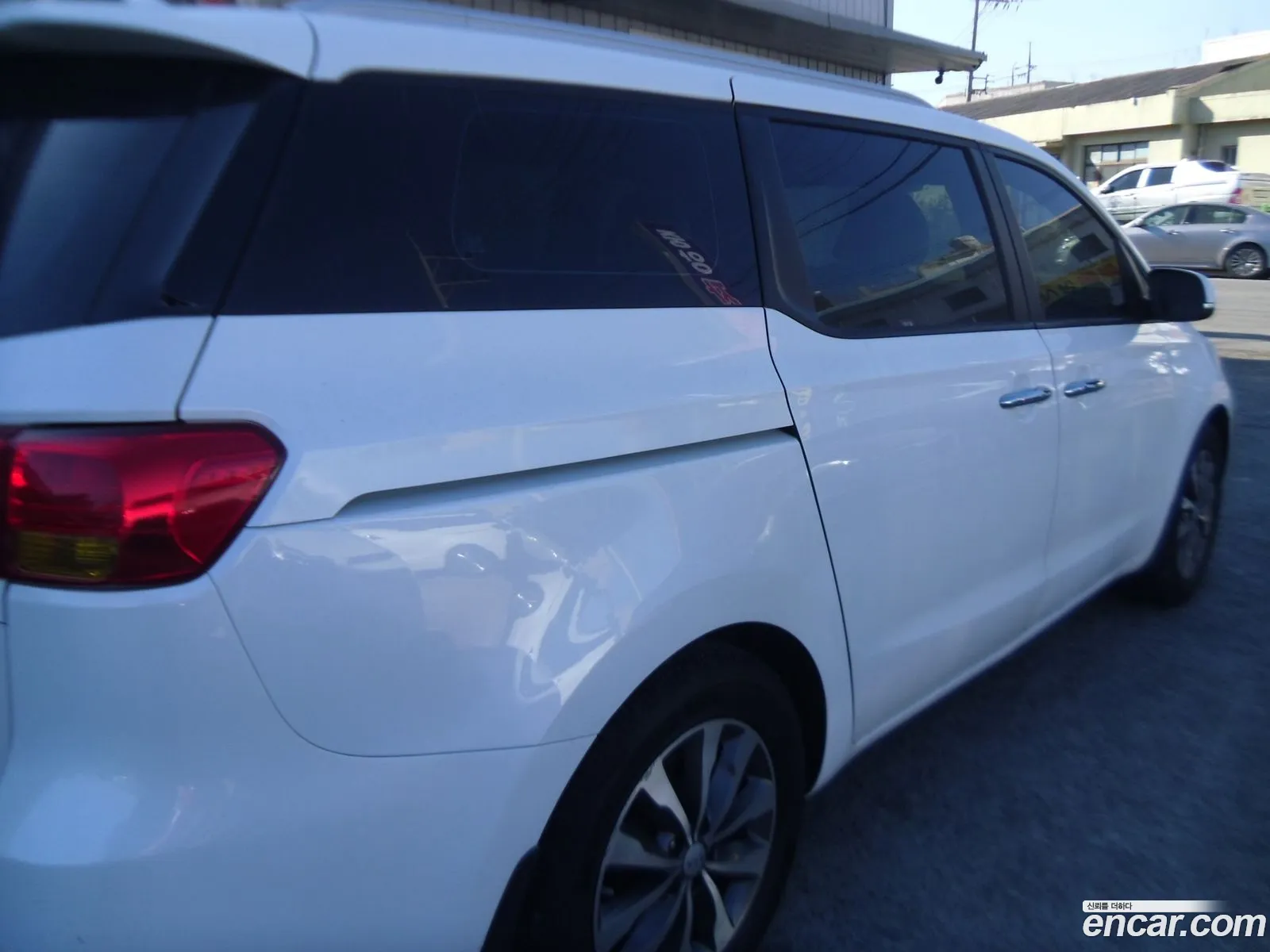 Kia Carnival 2017 — 3