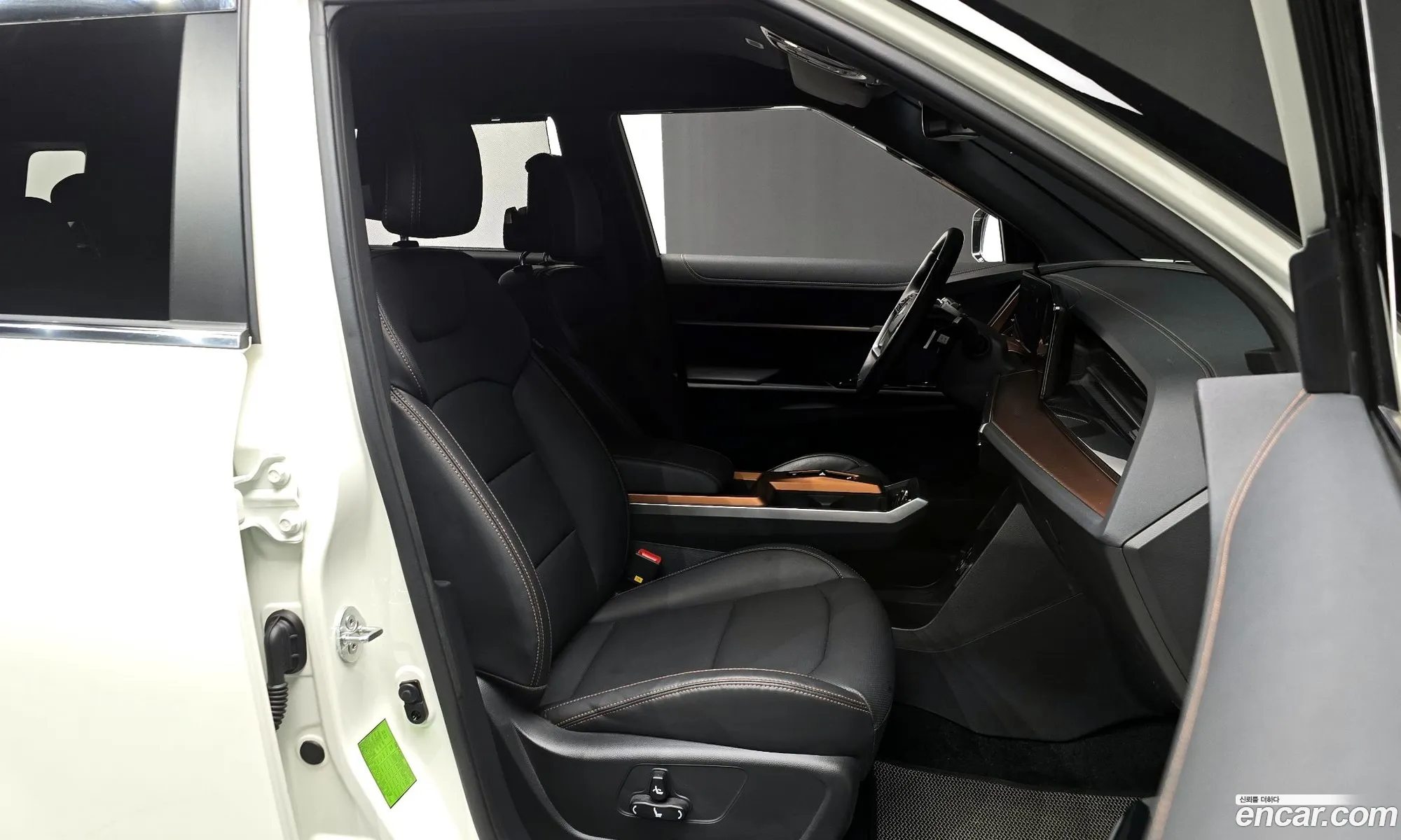 KG Mobility (SsangYong) Torres 2024 — 16
