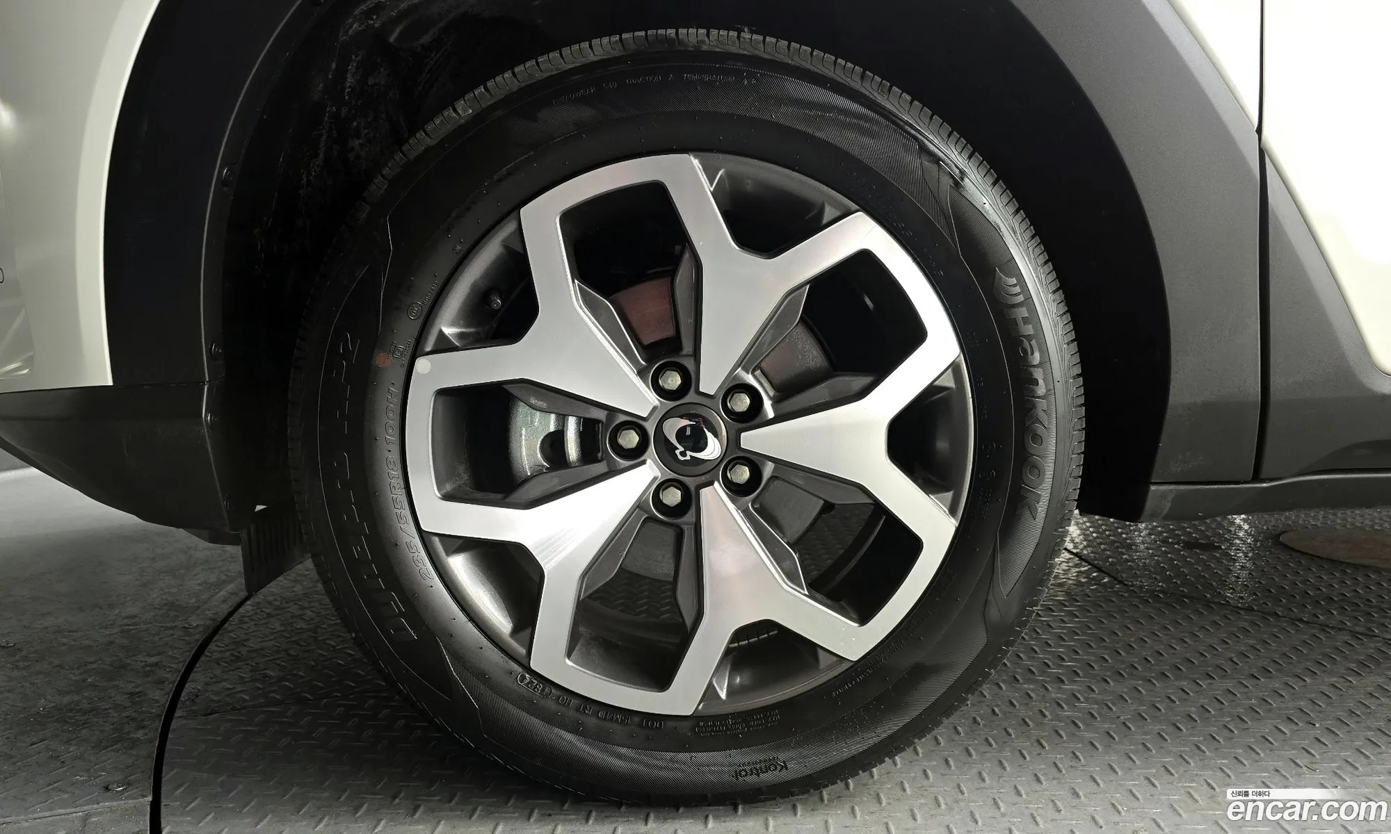 KG Mobility (SsangYong) Torres 2024 — 18