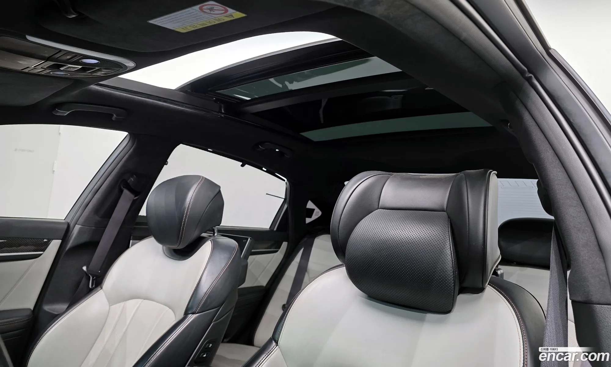 Genesis G80 2016 — 12