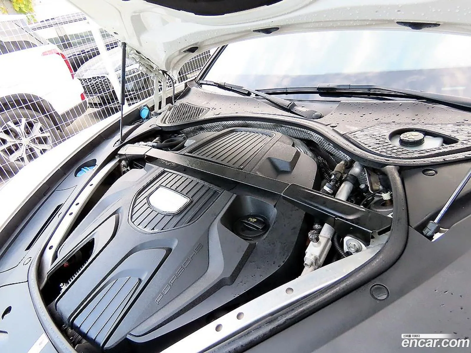 Porsche Panamera 2018 — 14