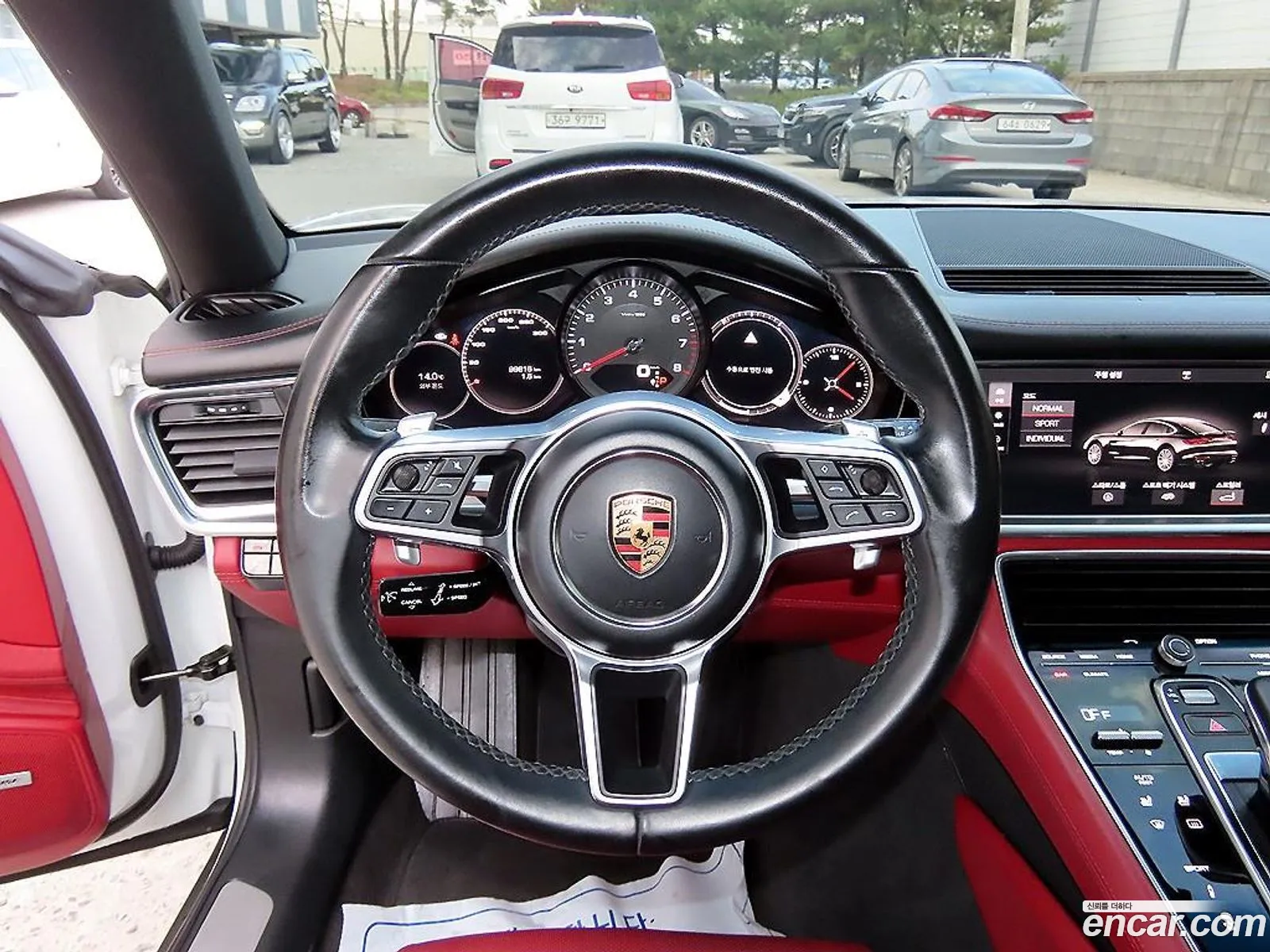 Porsche Panamera 2018 — 2