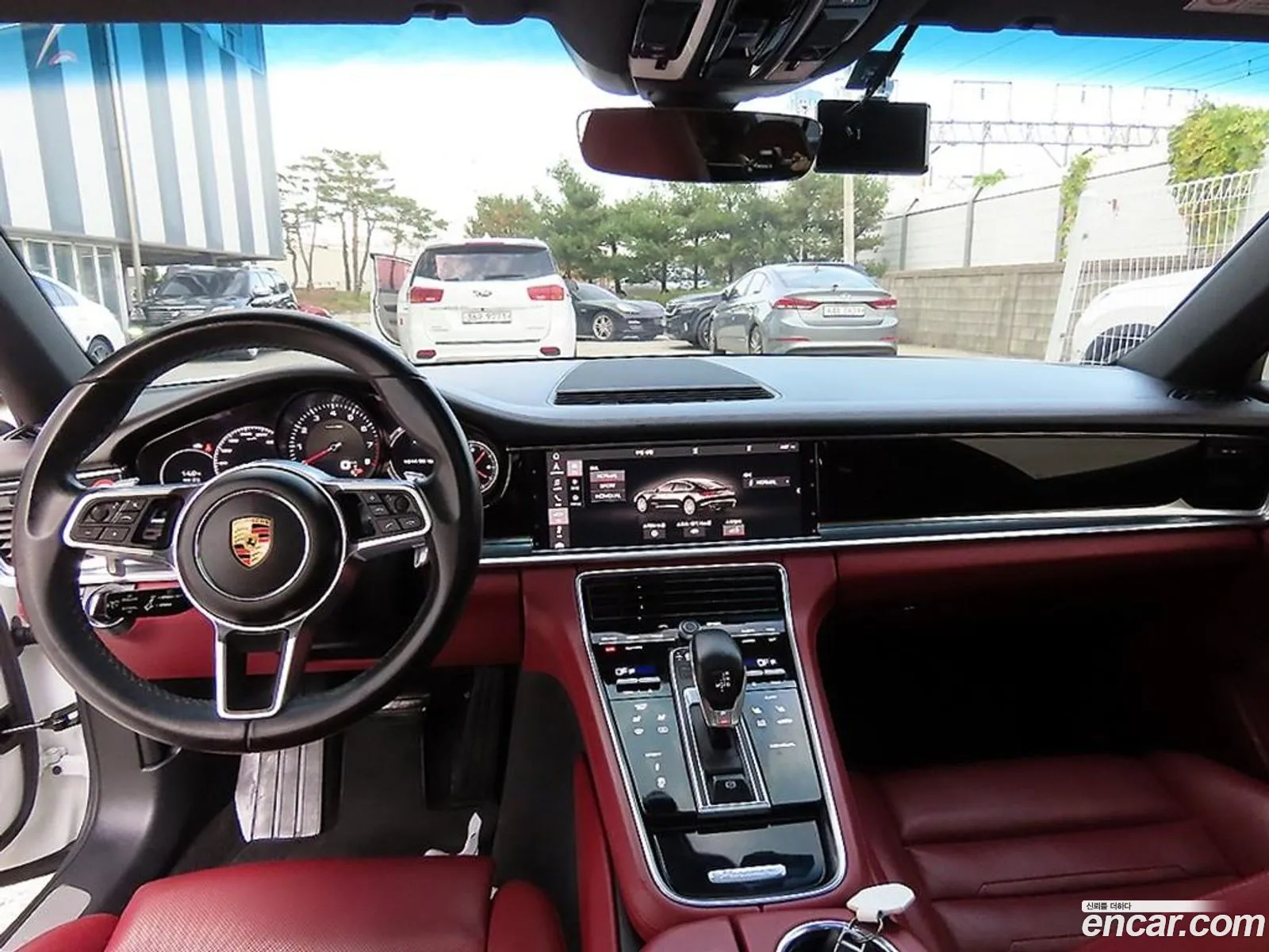 Porsche Panamera 2018 — 10