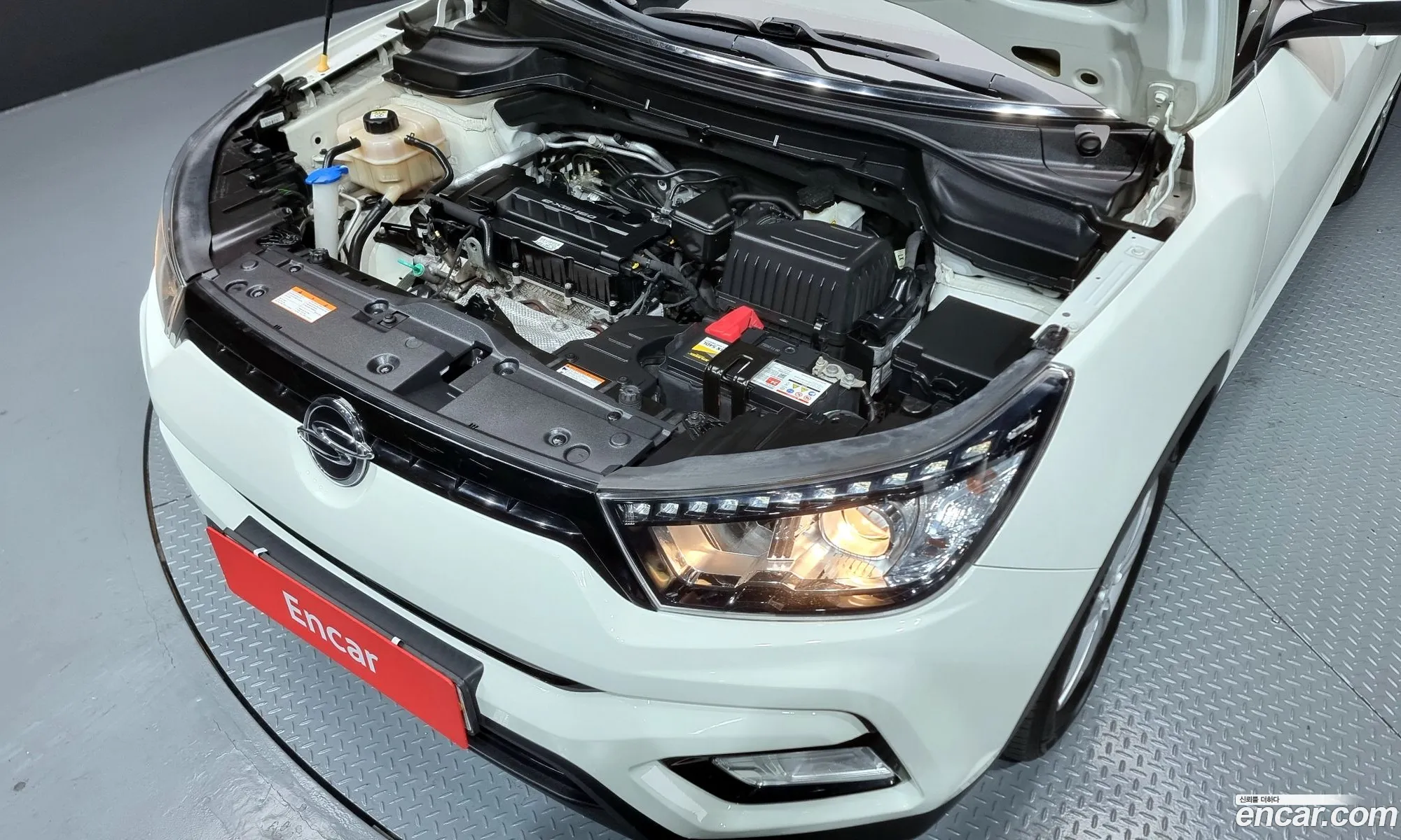 KG Mobility (SsangYong) Tivoli Armour 2018 — 13