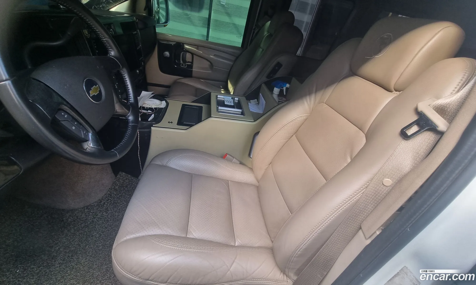 Chevrolet Express Van 2011 — 13