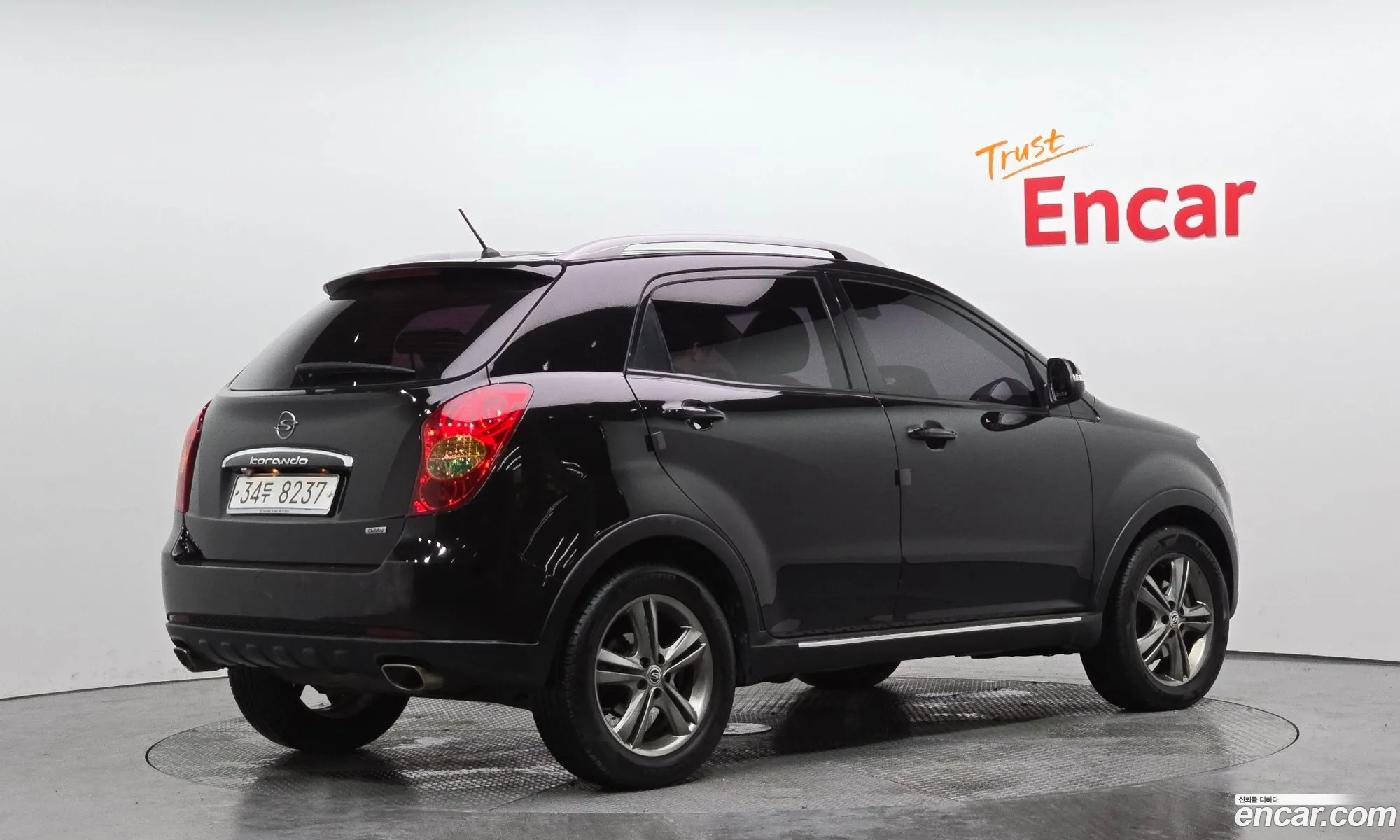 KG Mobility (SsangYong) Korando C 2012 — 14