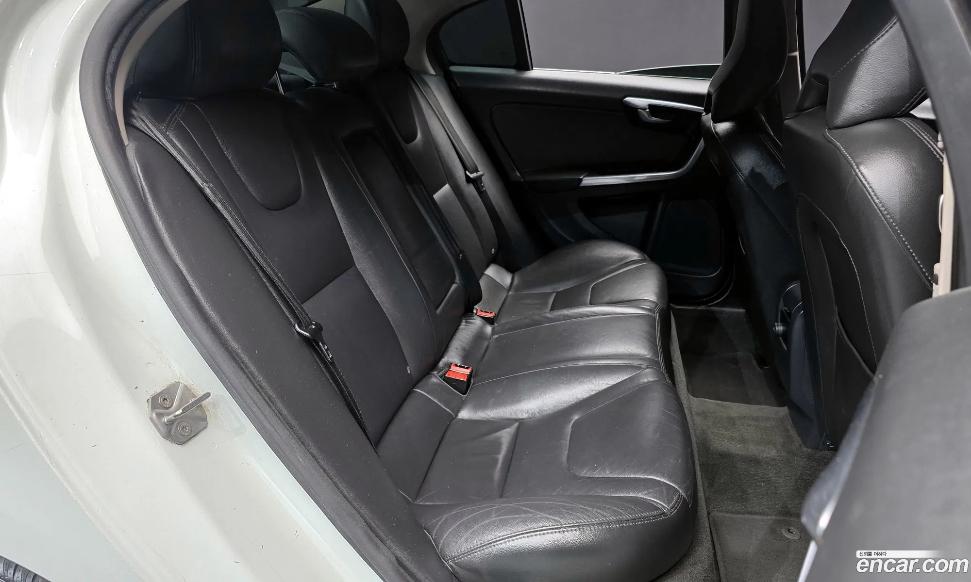 Volvo S60 2016 YV1FS79B0G2405646 — 4
