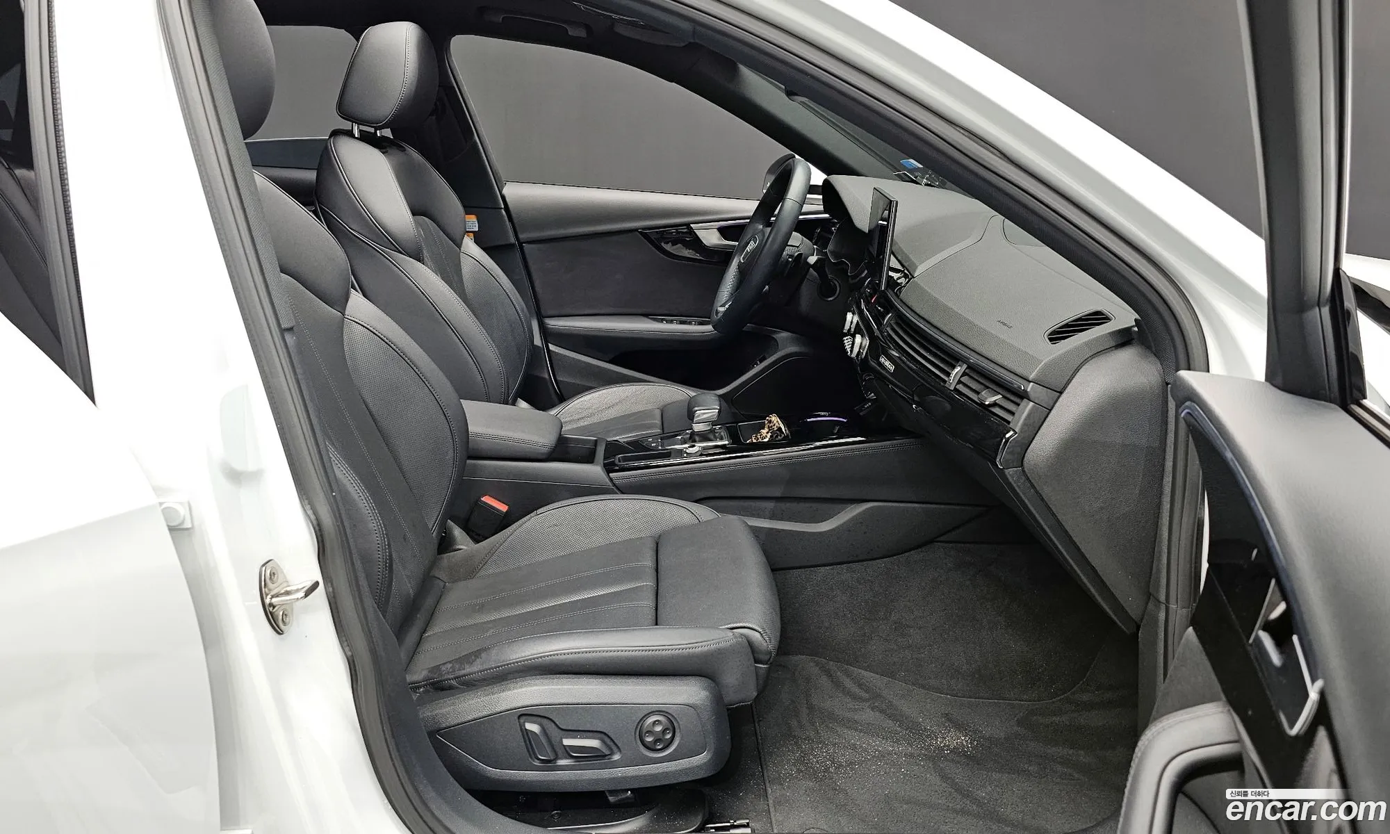 Audi A4 2021 WAUZZZF46MA066514 — 16