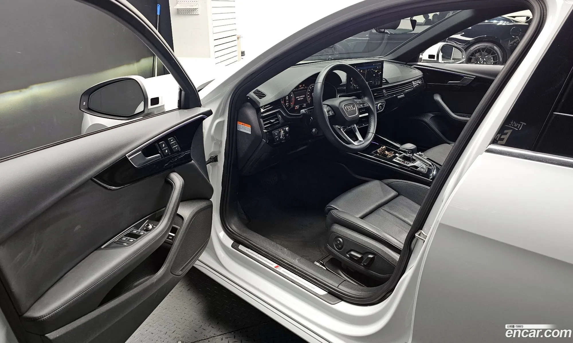 Audi A4 2021 WAUZZZF46MA066514 — 12