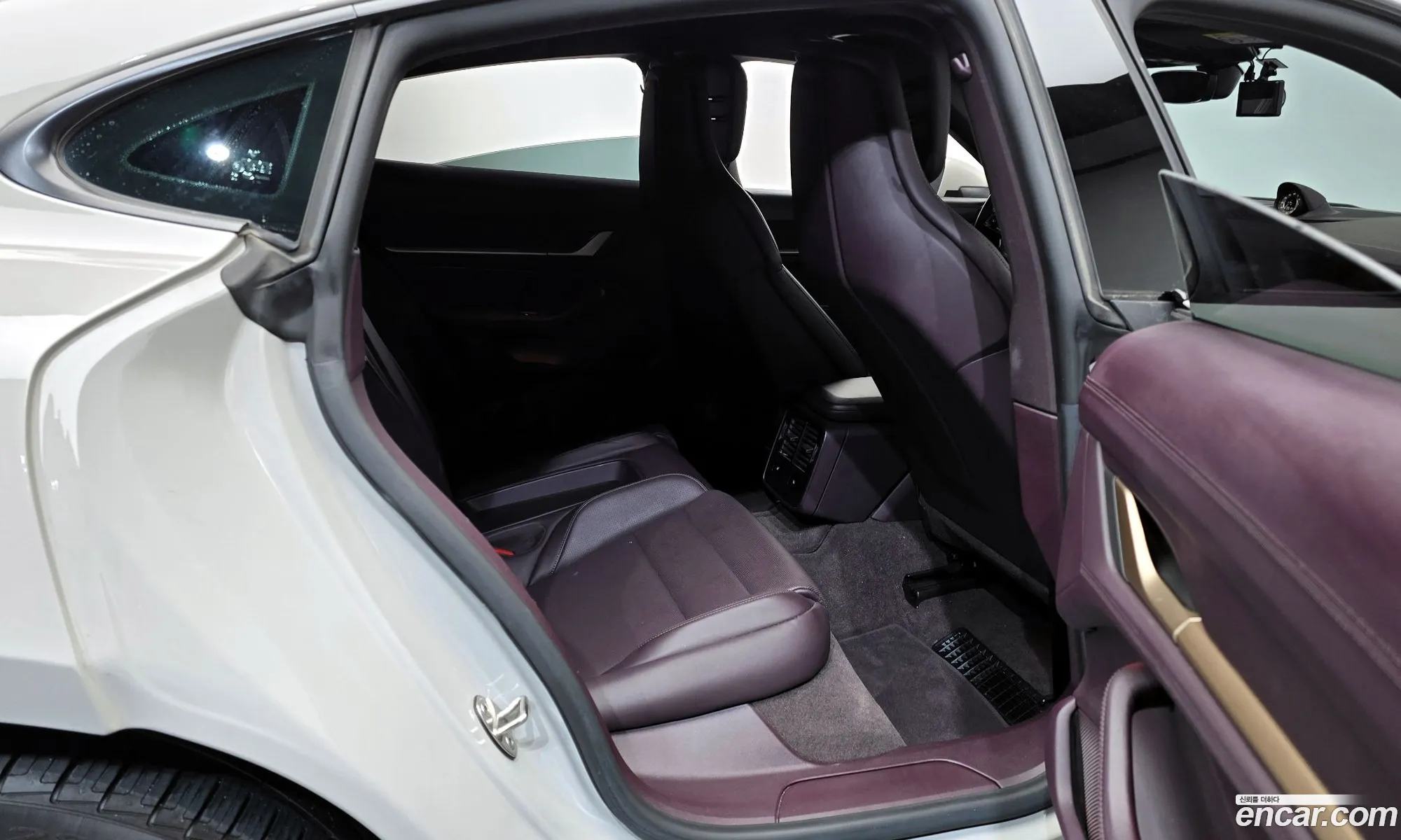 Porsche Taycan 2022 — 15