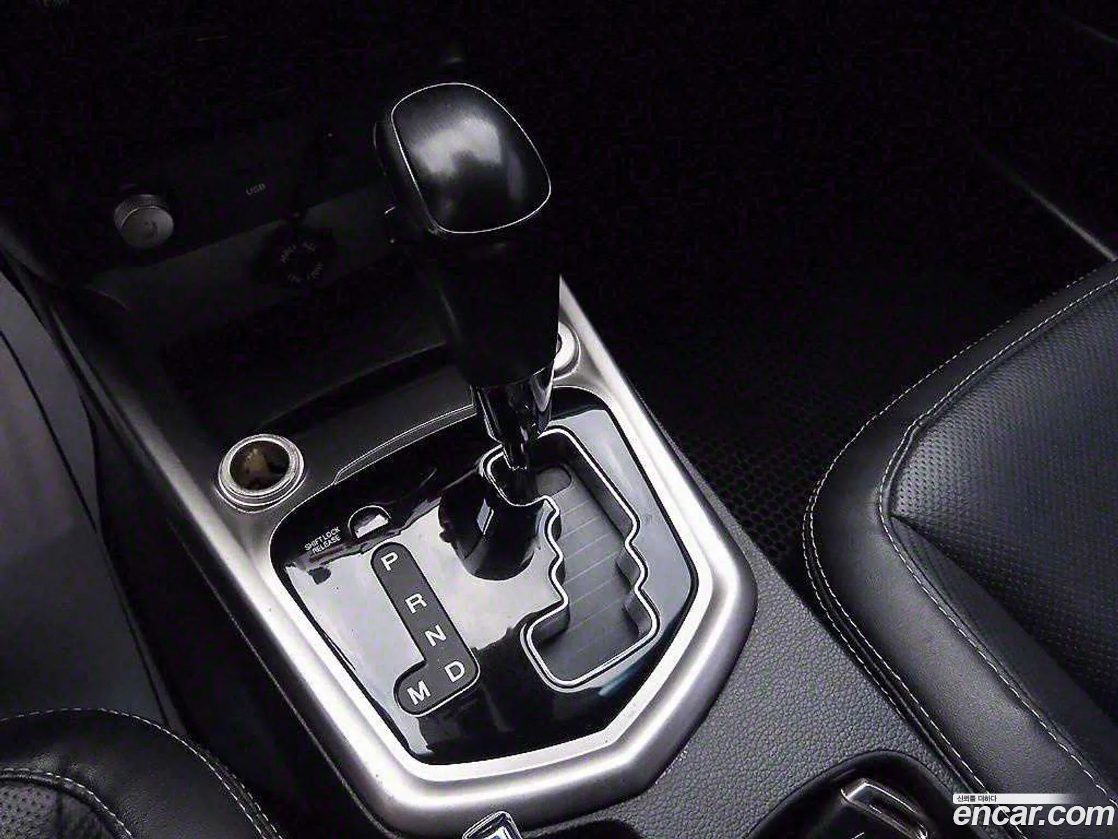 KG Mobility (SsangYong) Tivoli Air 2017 — 5