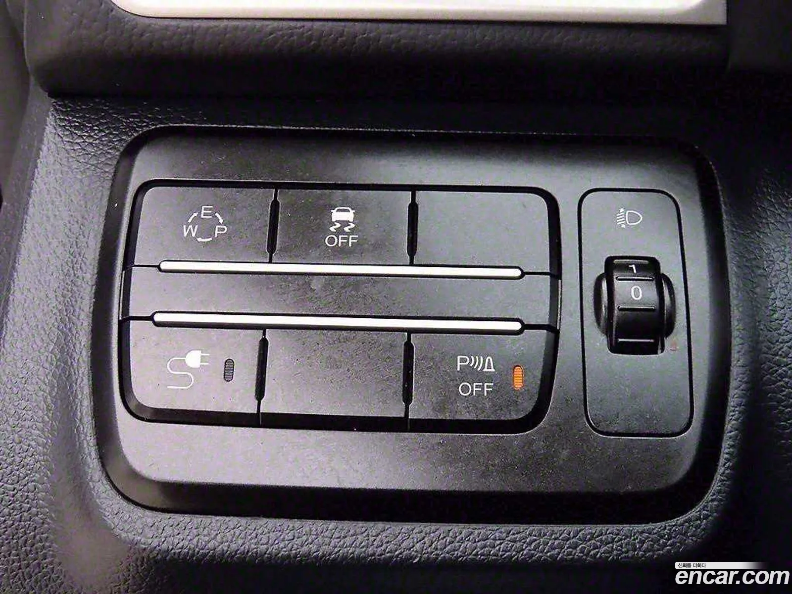 KG Mobility (SsangYong) Tivoli Air 2017 — 12