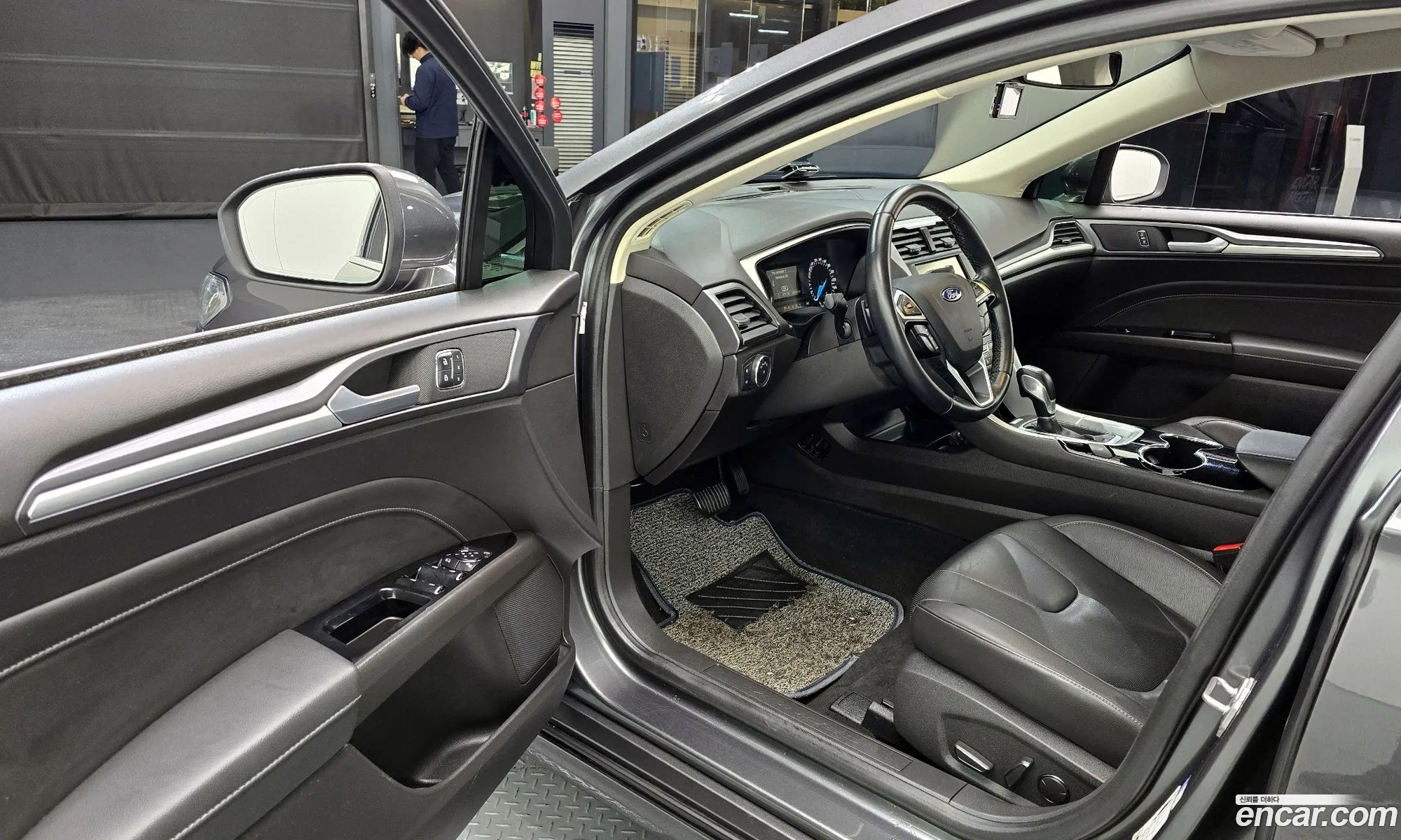 Ford Mondeo 2015 — 10