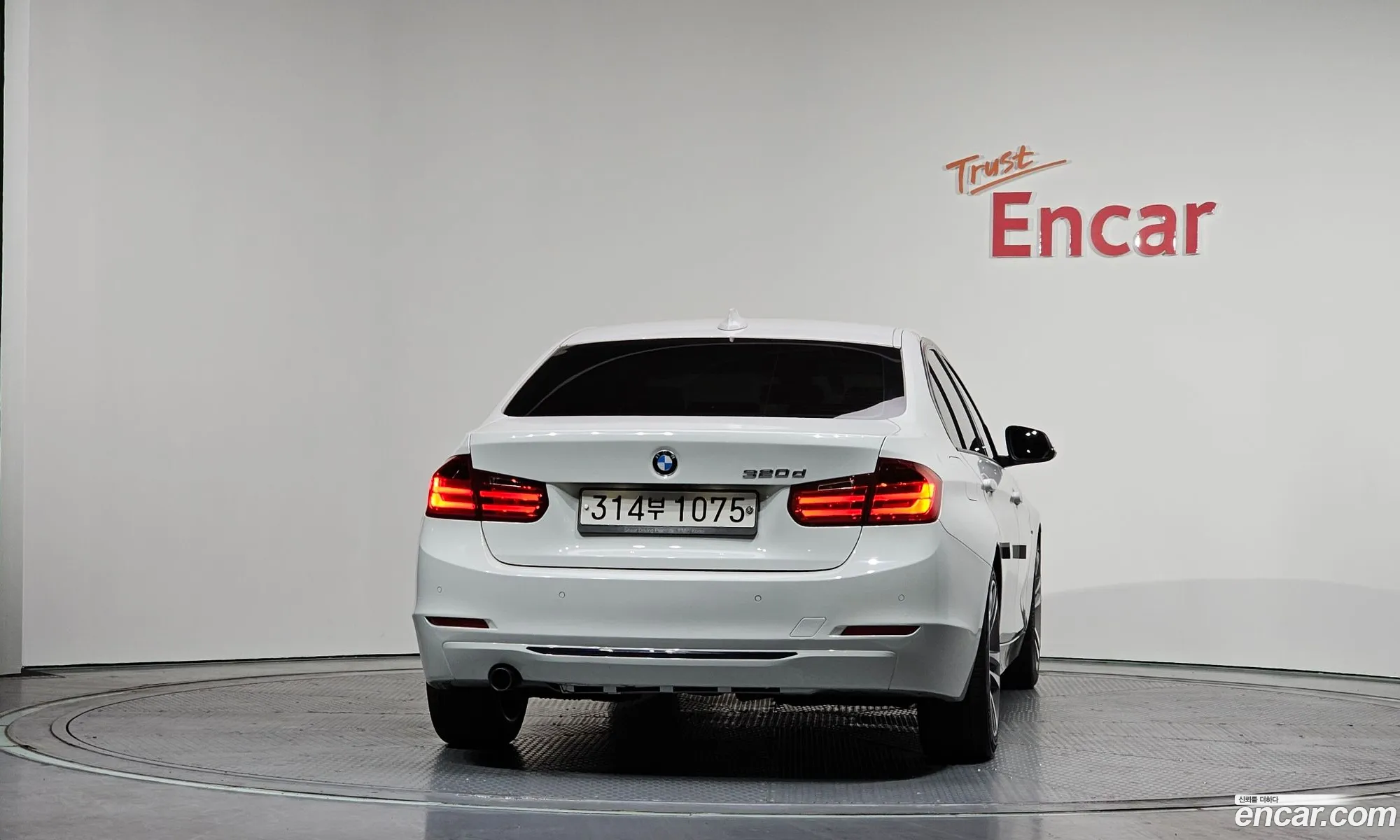 BMW 3 Series 2015 — 14