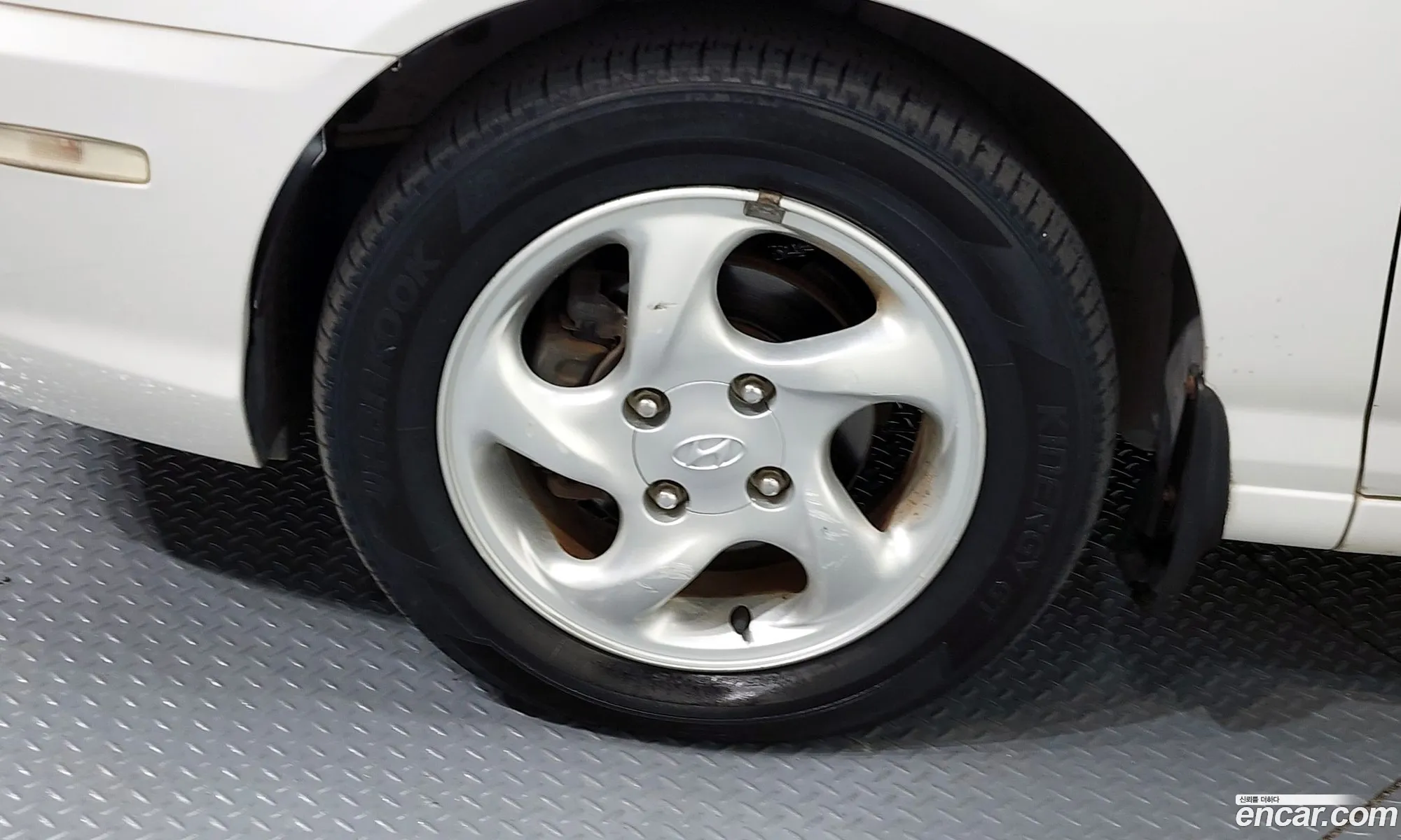 Hyundai Elantra XD 2005 — 18