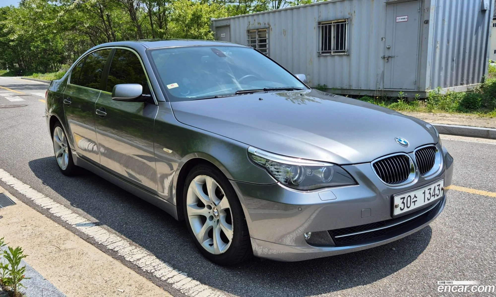 BMW 5 Series 2008 — 17