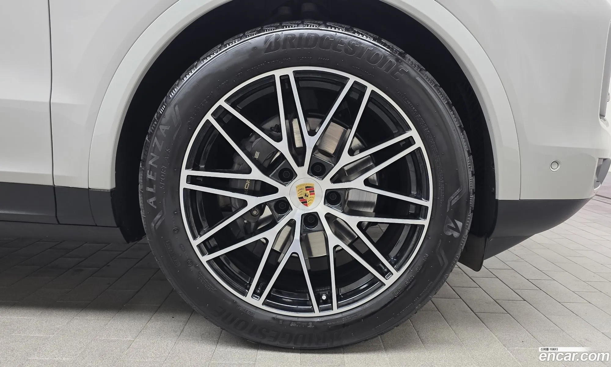 Porsche Cayenne 2024 WP1AA29Y6RDA15631 — 16