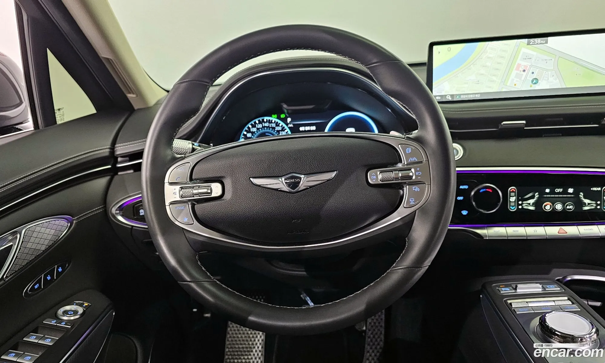 Genesis GV70 2023 — 8