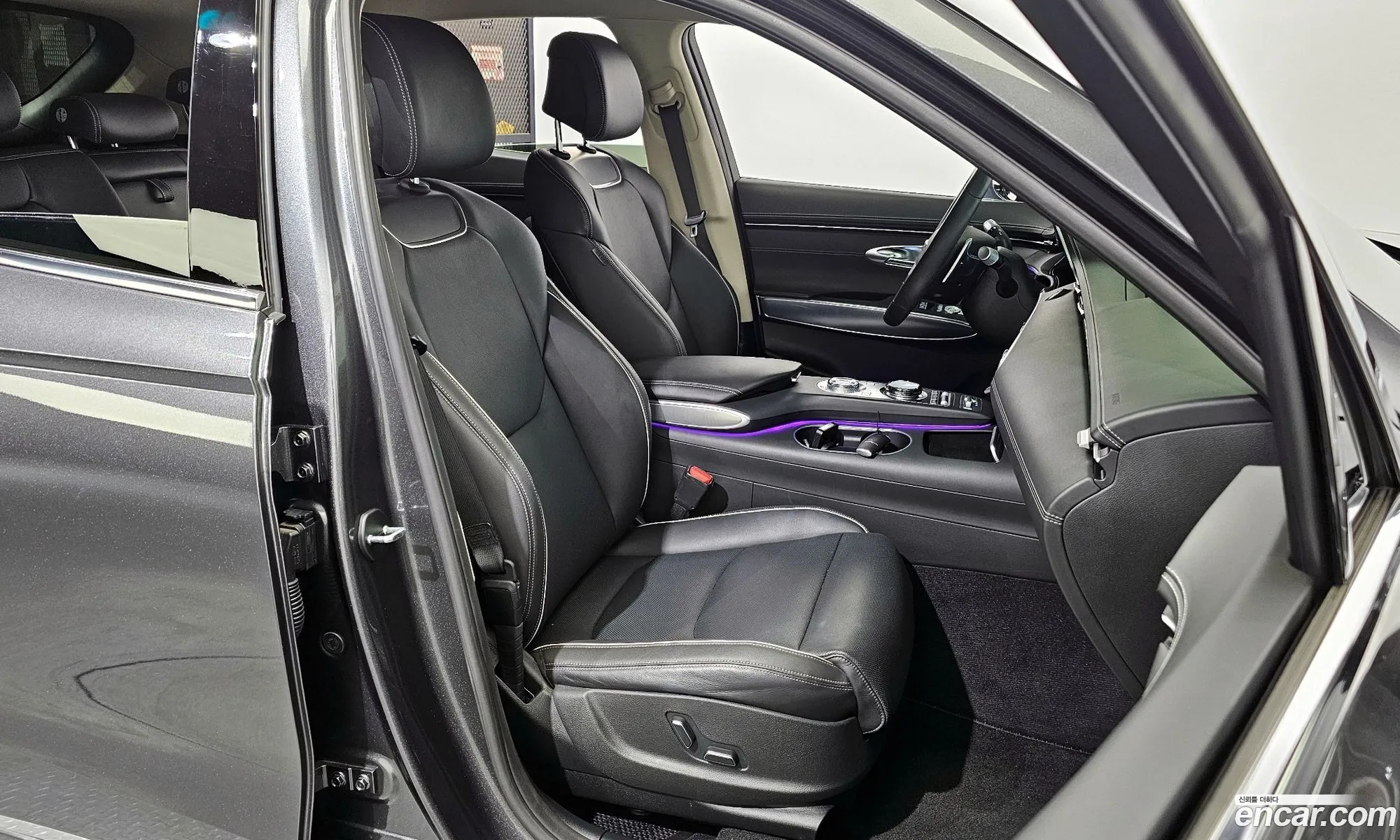 Genesis GV70 2023 — 19