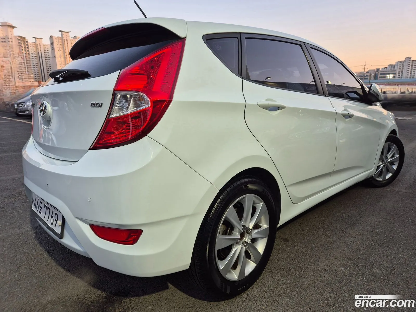 Hyundai Accent 2011 — 6