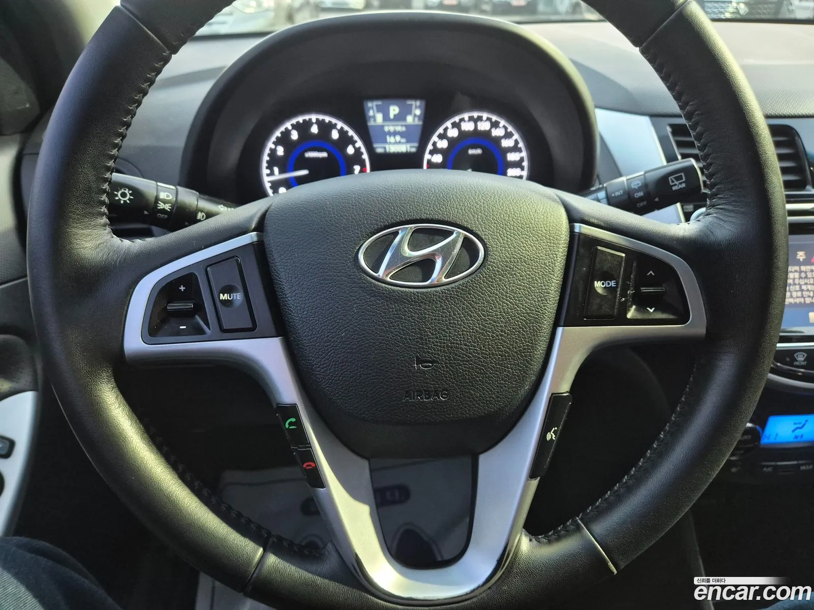 Hyundai Accent 2011 — 9