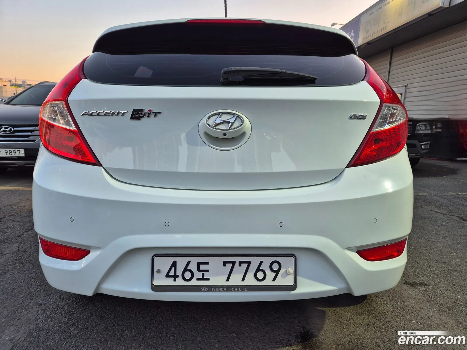 Hyundai Accent 2011 — 8