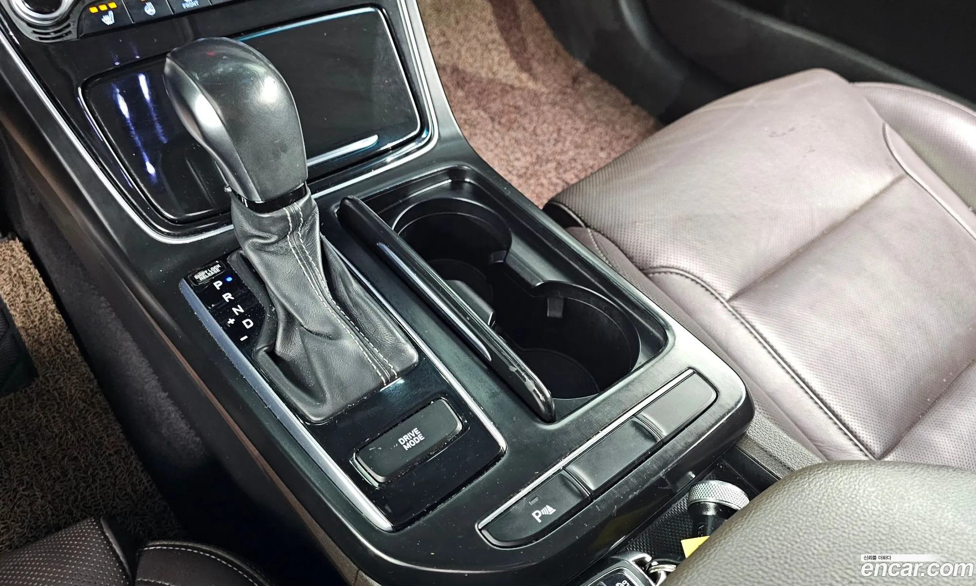 Hyundai Grandeur IG 2017 — 17