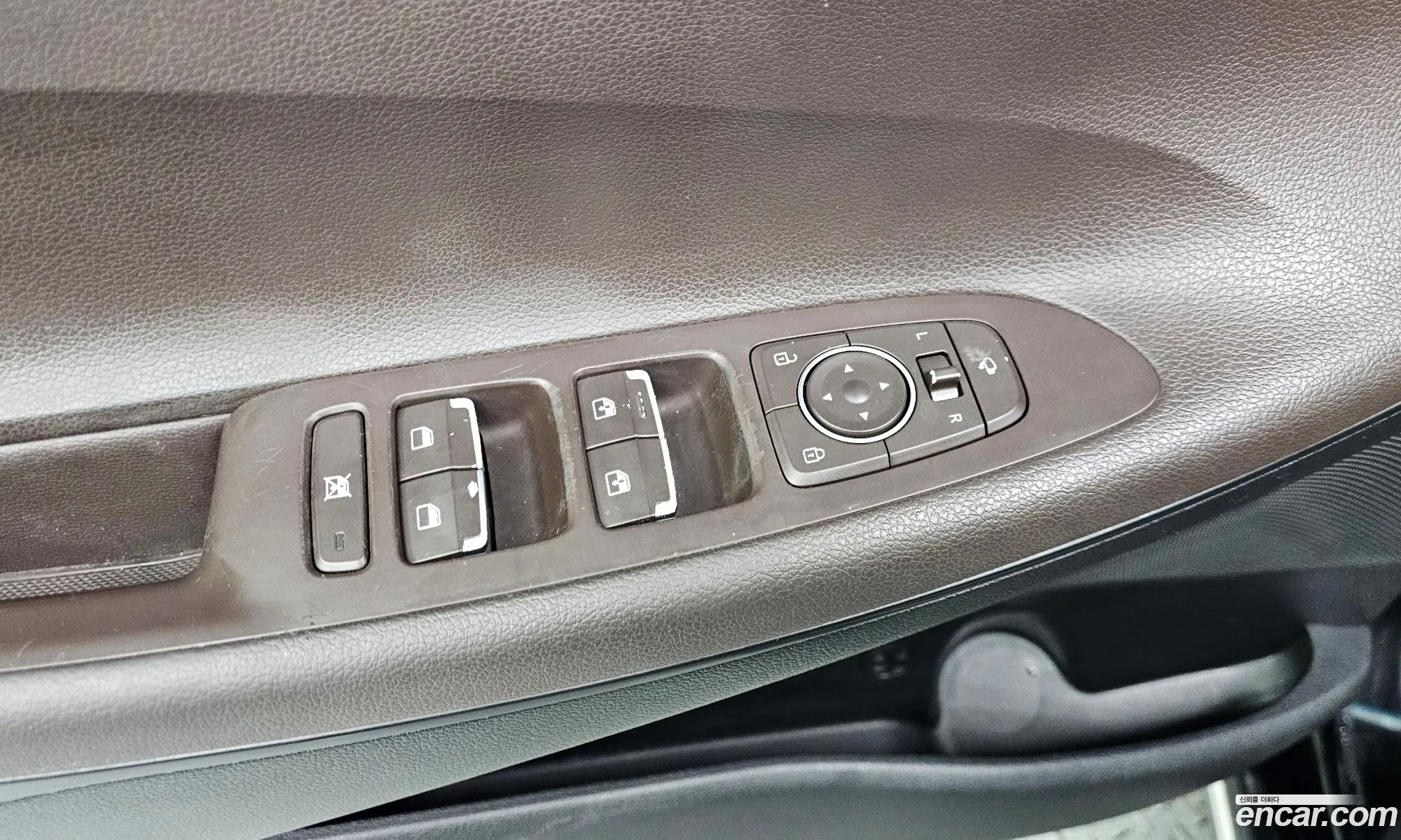 Hyundai Grandeur IG 2017 — 16