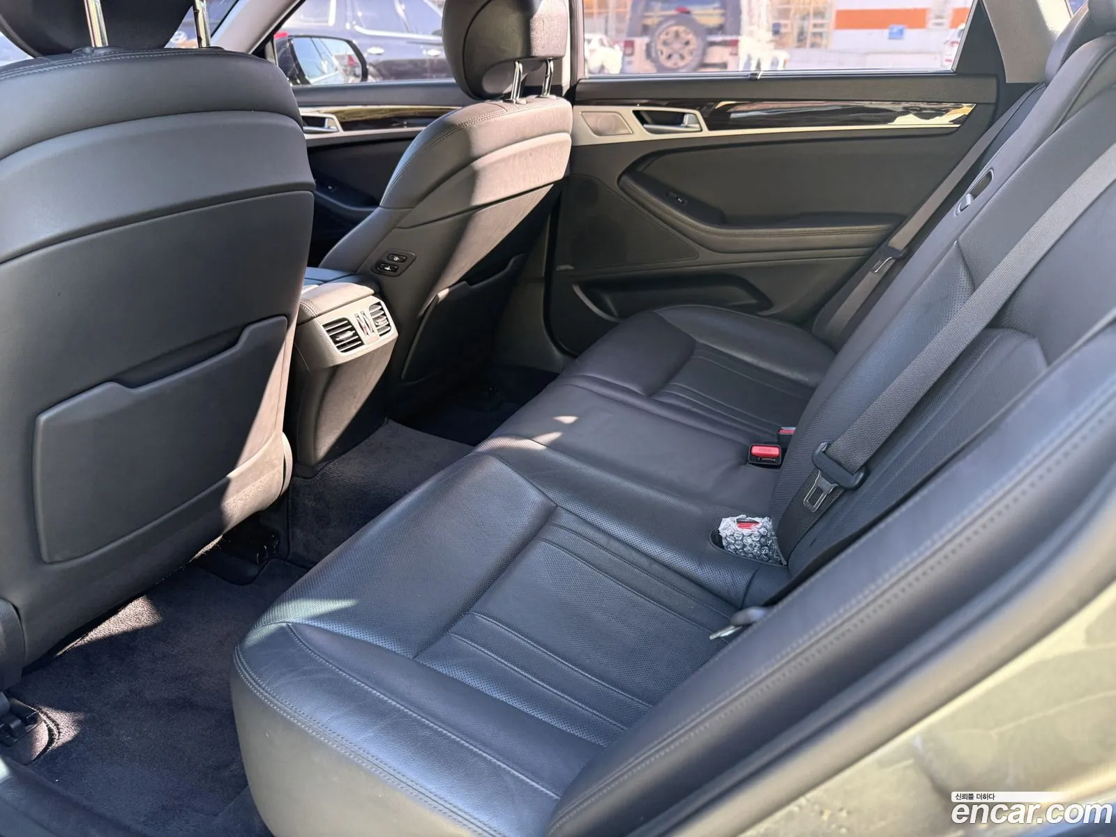Genesis G80 2016 — 14