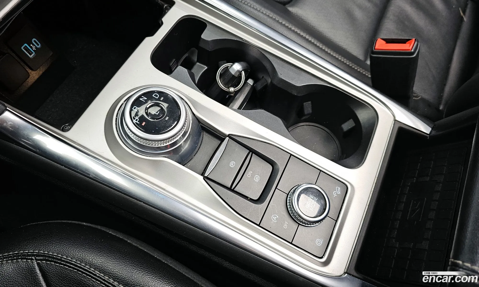 Ford Explorer 6th Gen 2022 1FMSK8FHXNGA94655 — 13